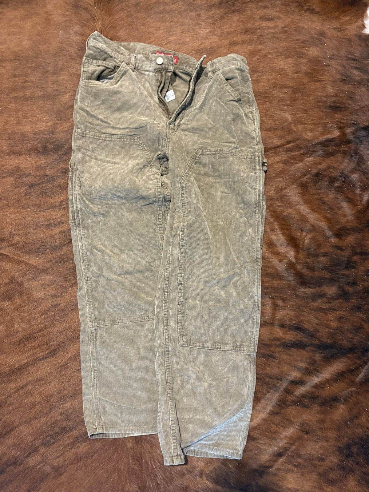 Supreme Supreme Corduroy Pants Beige Size 32 Straight Fit Size US 32 / EU 48 - 1 Thumbnail