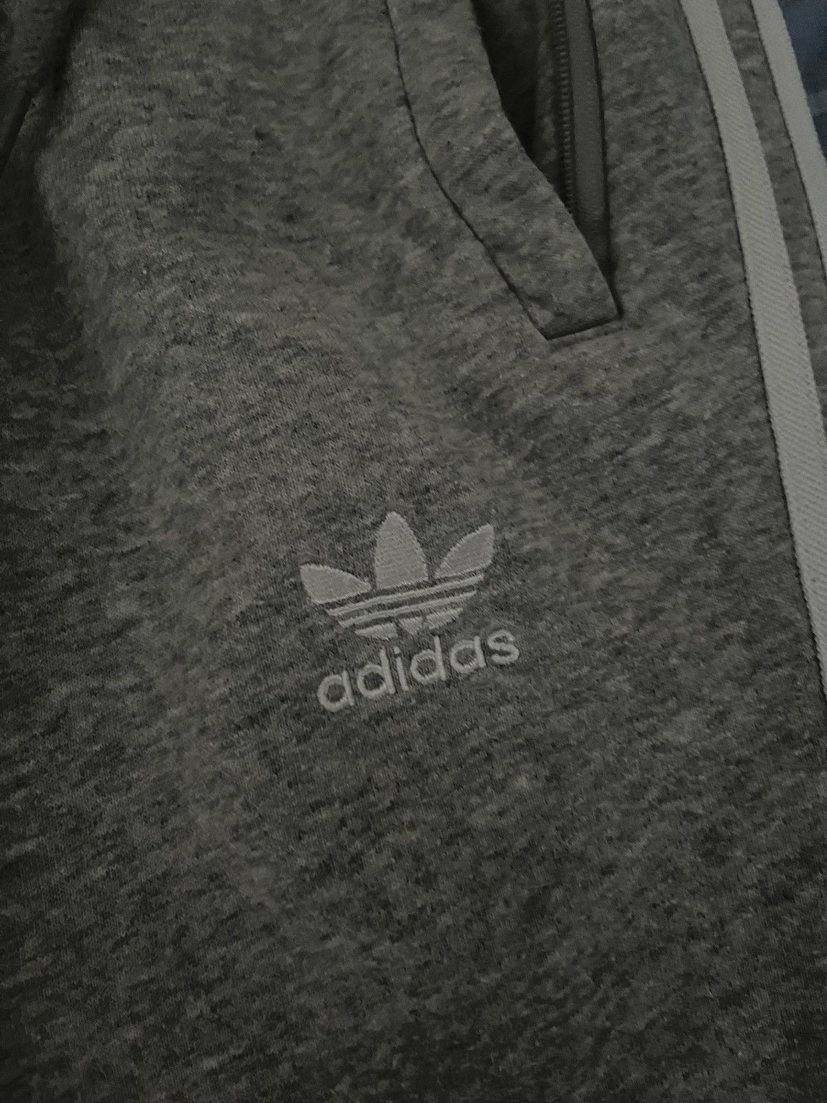 Adidas Adidas Sweatpants/Joggers Size US 30 / EU 46 - 2 Thumbnail