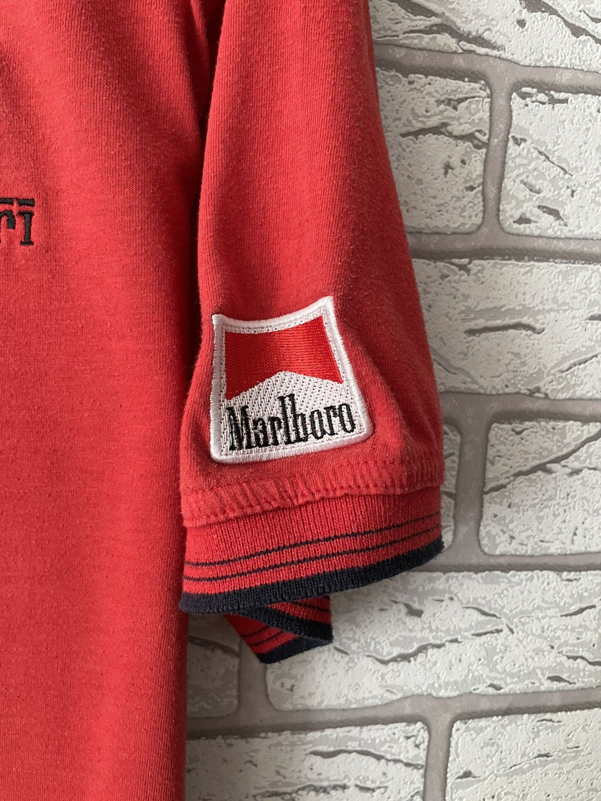 Formula 1 × Vintage Ferrari Racing F1 Formula 1 Marlboro Shell T Shirt Tee Size US L / EU 52-54 / 3 - 8 Thumbnail