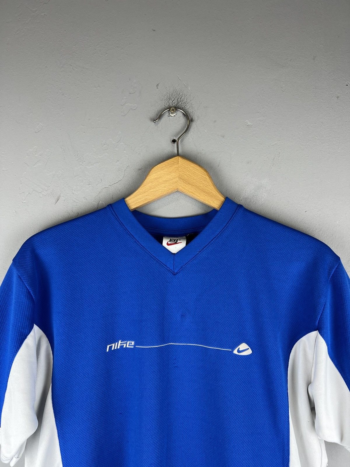 Nike × Vintage Vintage Y2K 90s Nike Air Center Swoosh Nylon jersey Size US M / EU 48-50 / 2 - 2 Thumbnail