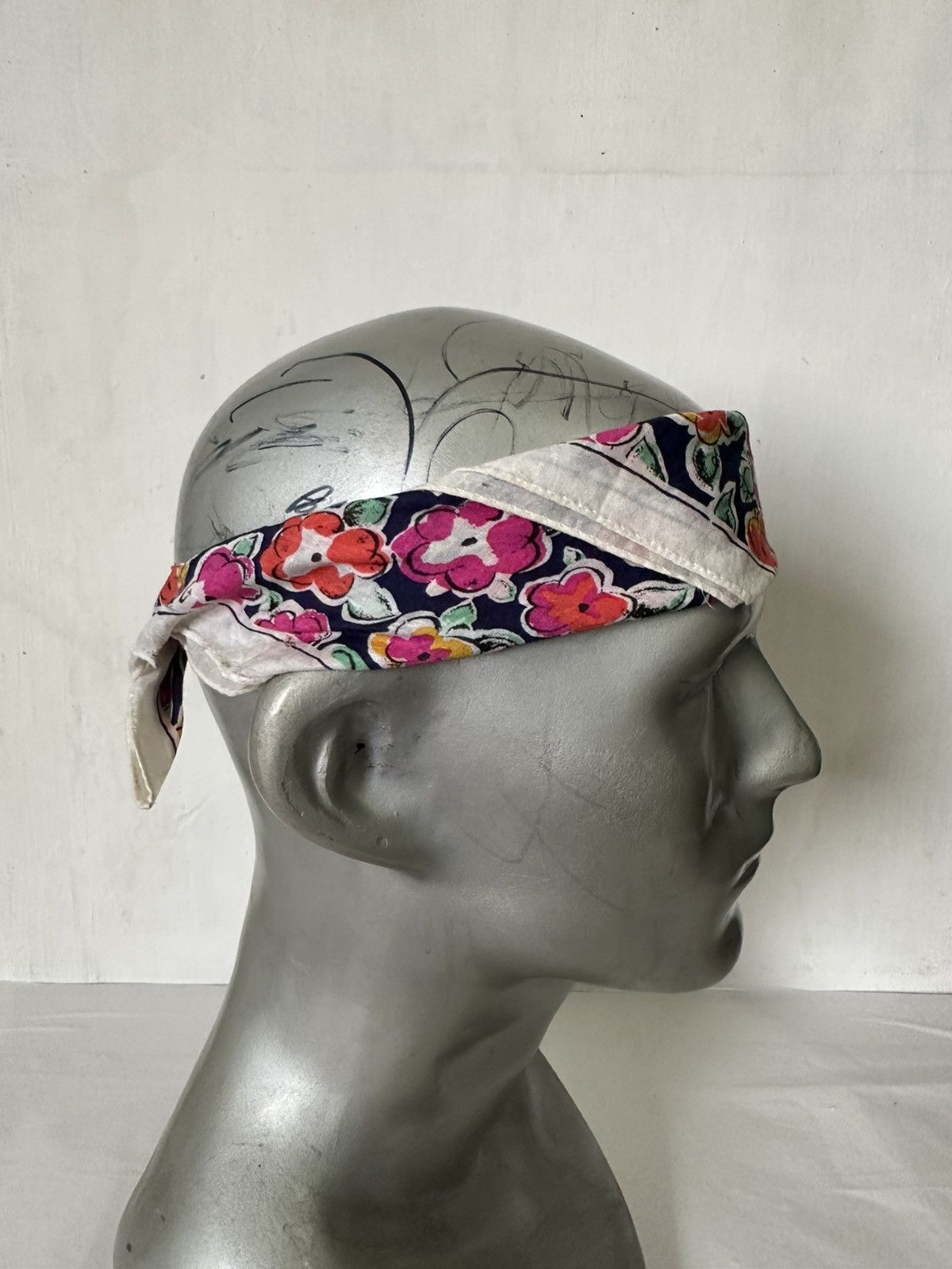 Givenchy × Vintage Vintage Givenchy Handkerchief/ Neckerchief/ Bandana Size ONE SIZE - 16 Thumbnail