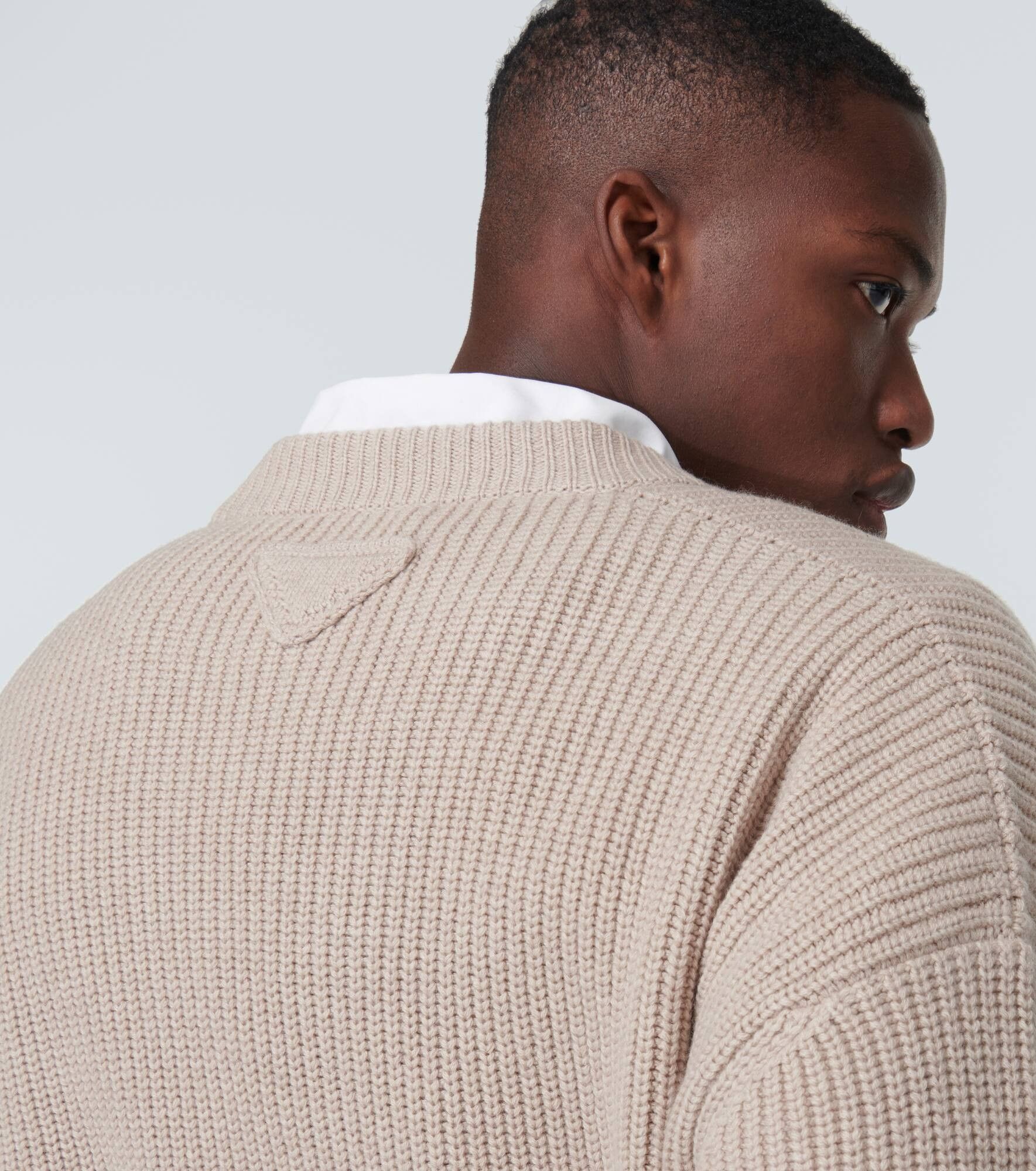 Prada o1bcso1str1025 Cashmere Cardigan in Beige Size US L / EU 52-54 / 3 - 6 Thumbnail