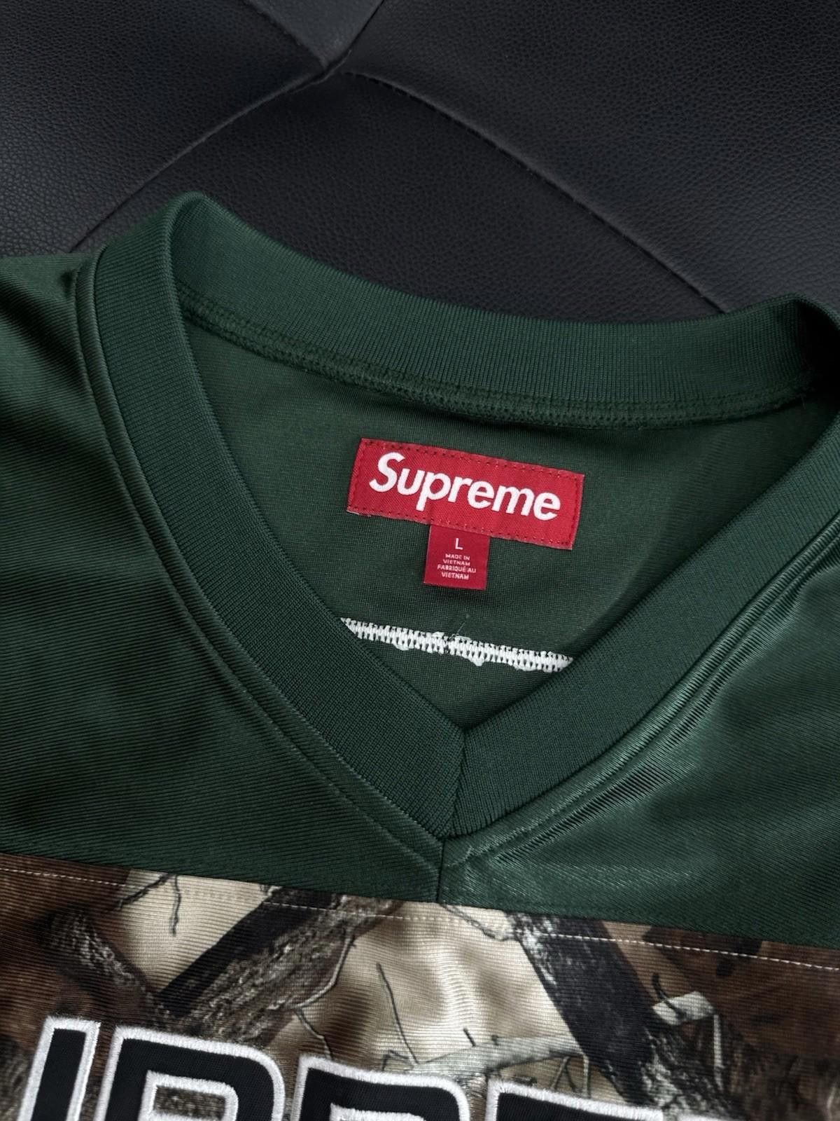 Supreme Supreme Breast Cancer Awareness Jersey- Large 100% Authentic Size US L / EU 52-54 / 3 - 6 Thumbnail