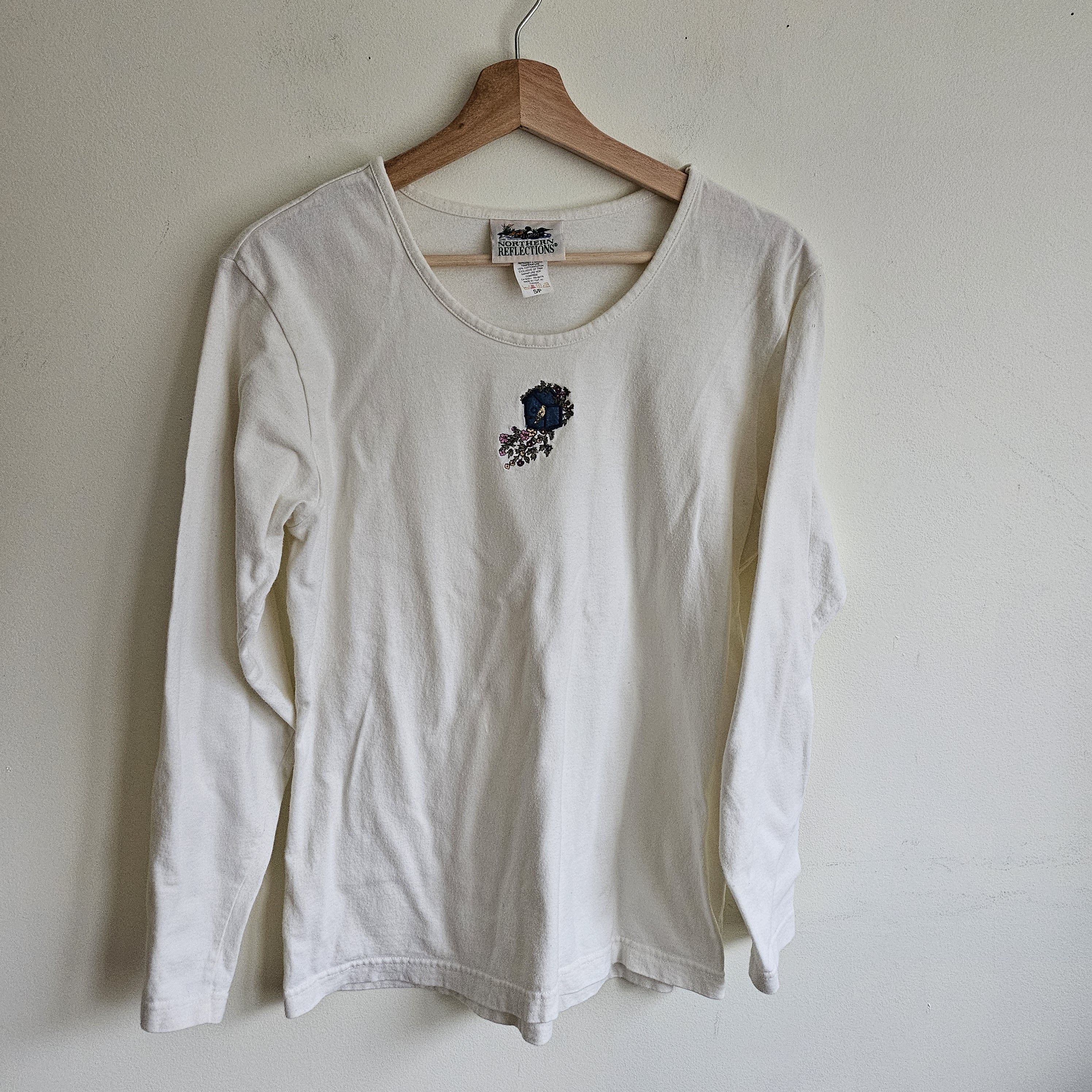 Northern Reflections × Vintage 90s Northern Reflections Embroidered Longsleeve T Shirt Size S / US 4 / IT 40 - 2 Thumbnail