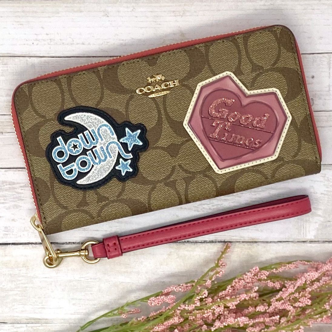 Coach Coach Long Zip Around Wallet Disco Patches Khaki C66995 Size ONE SIZE - 1 Thumbnail