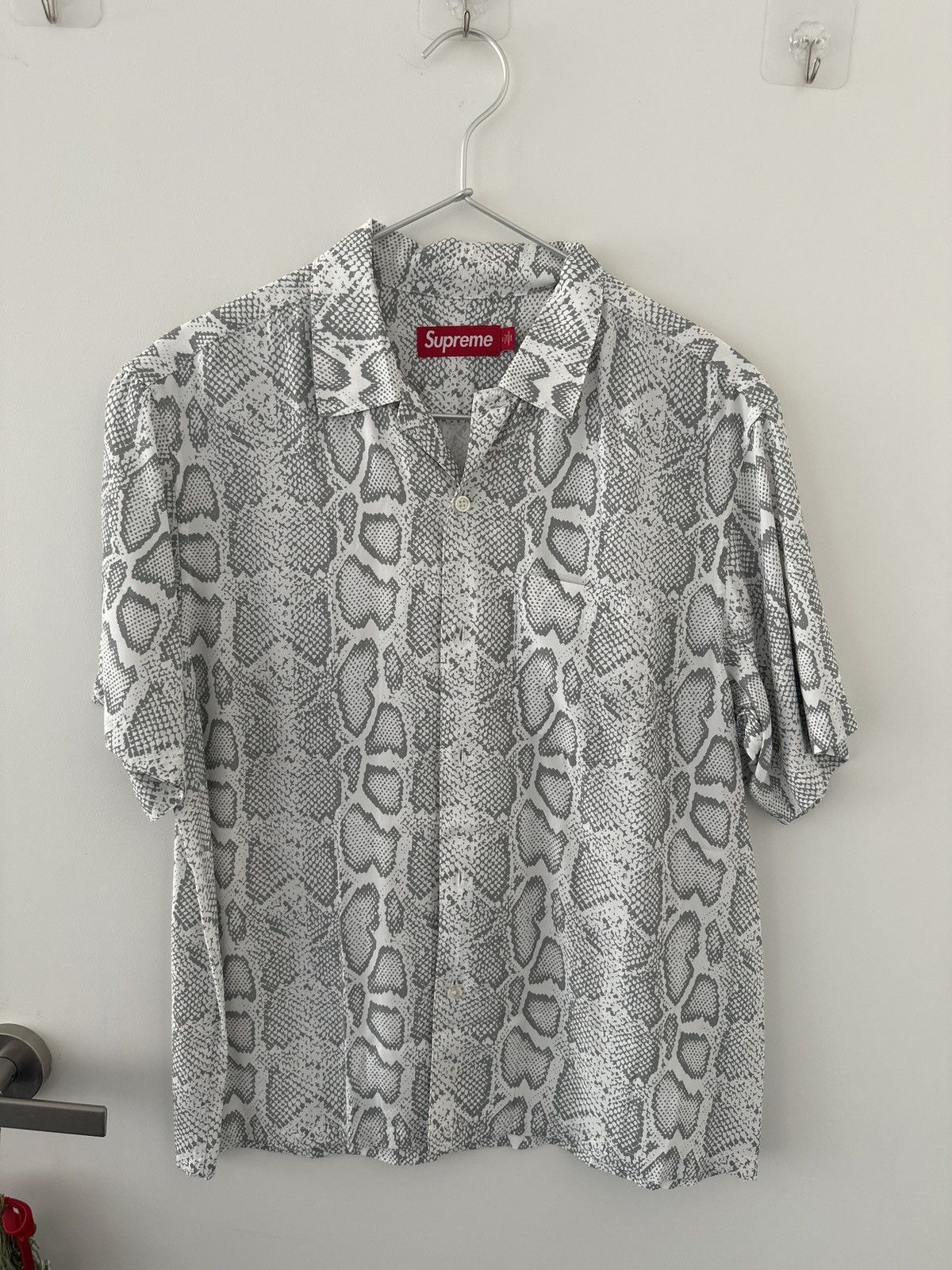 Supreme Supreme Snake Short-Sleeve Shirt 'White' | Grailed