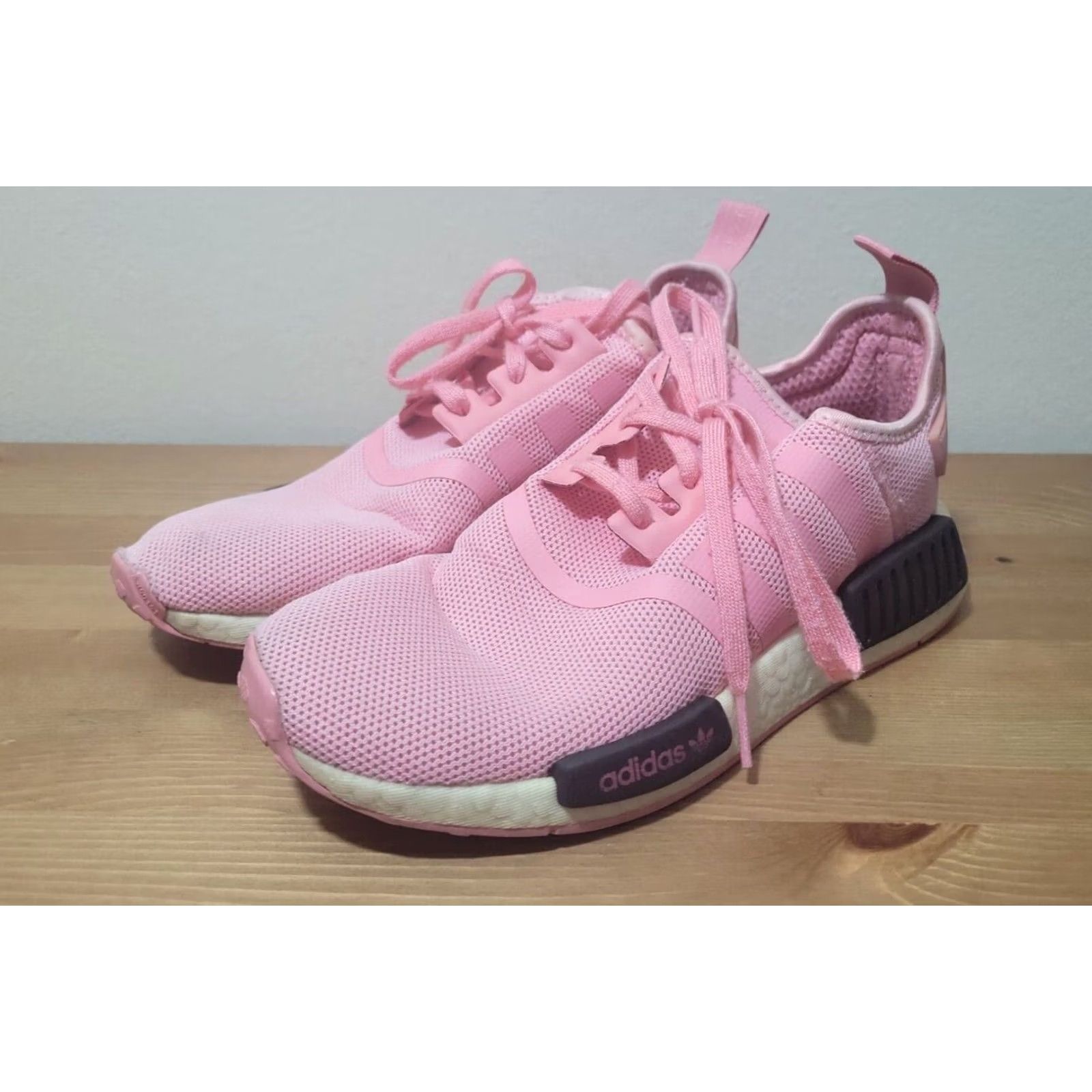 Adidas adidas Sneakers Womens Pink NMD_R1 B42086 Men Size Black White Size US 7 / IT 37 - 2 Thumbnail