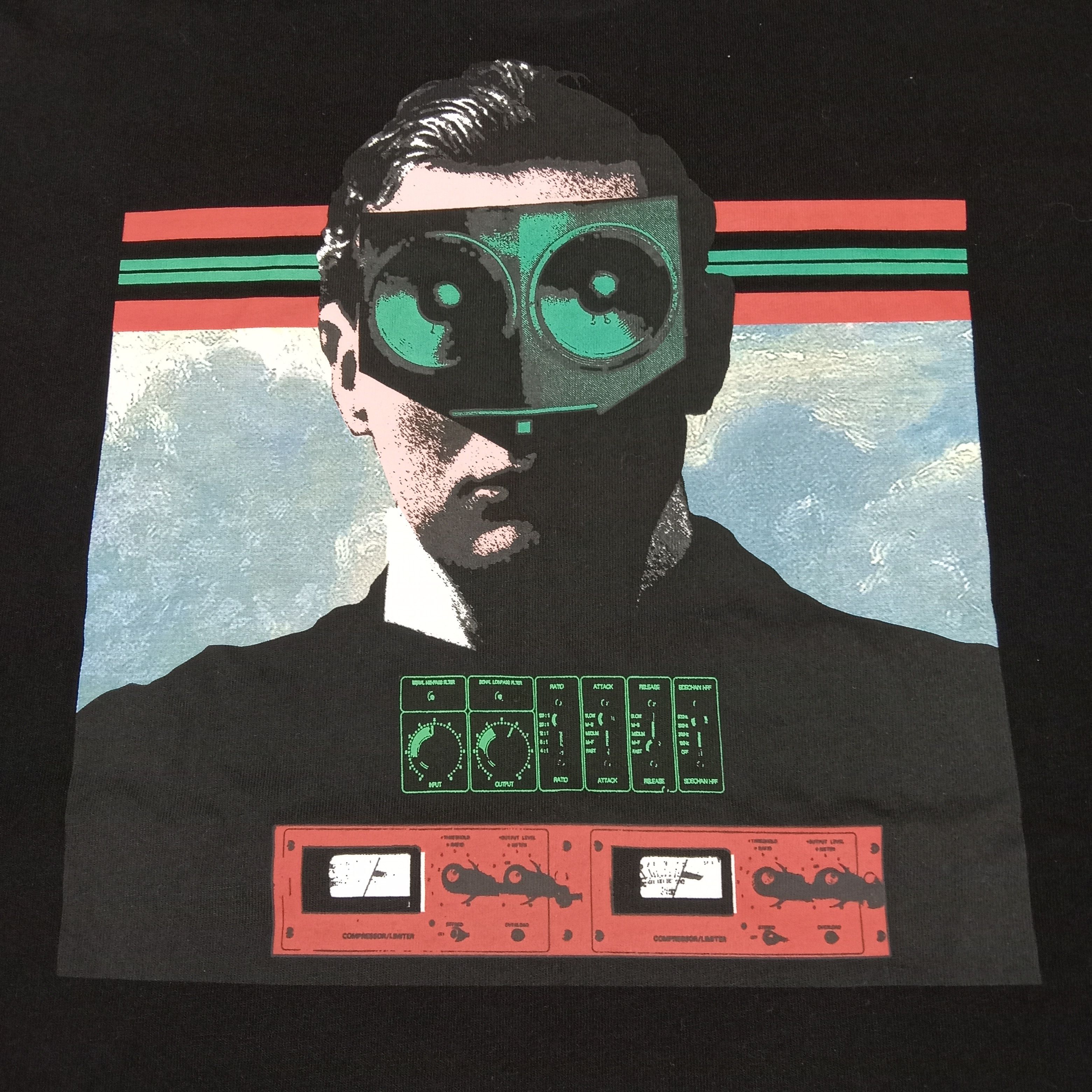 GU × Undercover × Vintage Gu X Undercover Japanese Brand Streetwear Tshirt Size US XXL / EU 58 / 5 - 4 Thumbnail
