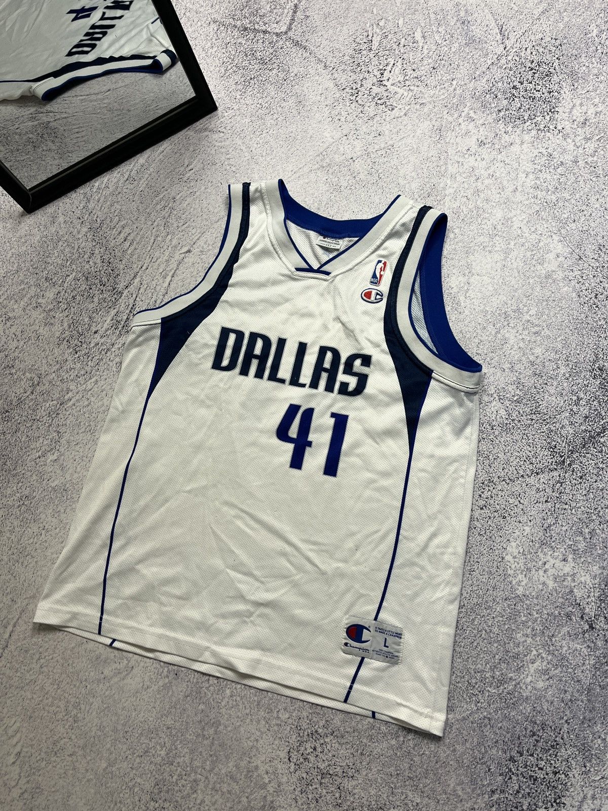 Champion × NBA × Vintage Rare Dirk Nowitzki #41 Dallas Mawericks NBA Jersey Shirt Size US L / EU 52-54 / 3 - 2 Thumbnail