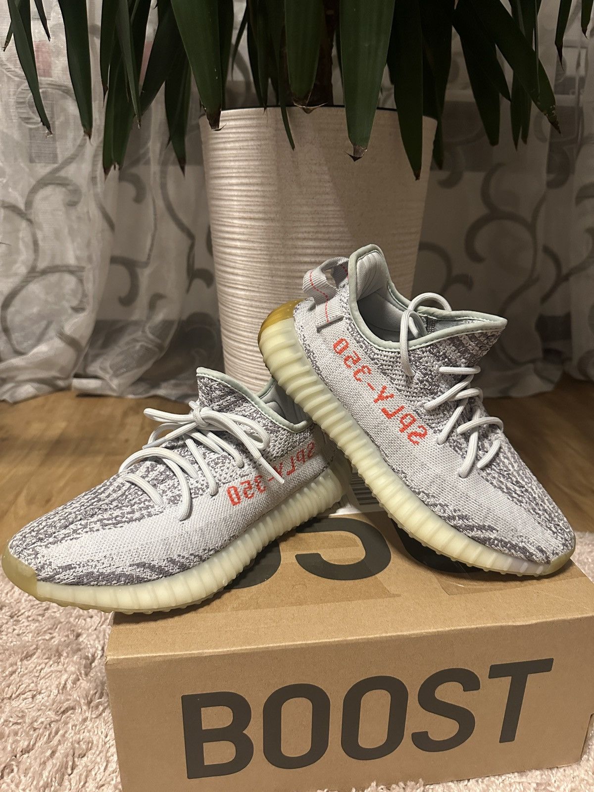 Adidas Adidas Yeezy Boost v2 Blue Tint Size US 7.5 / EU 40-41 - 4 Thumbnail