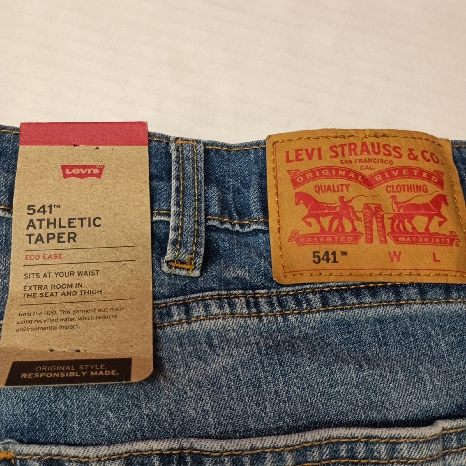 Levi's Levi's 541 Athletic Taper Jeans Men's 54x29 Blue Cotton Size US 44 / EU 60 - 2 Thumbnail