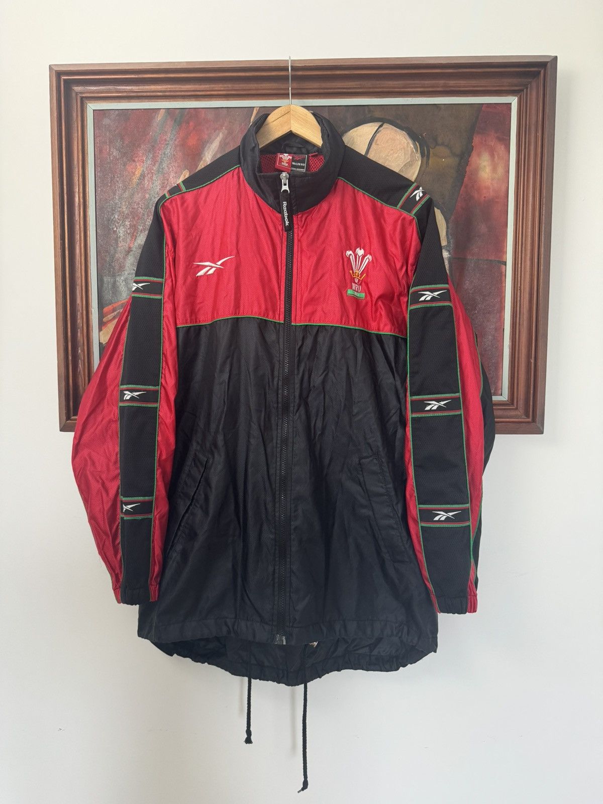 Vintage Reebok Wales Rugby Union Light Jacket Sportswear
