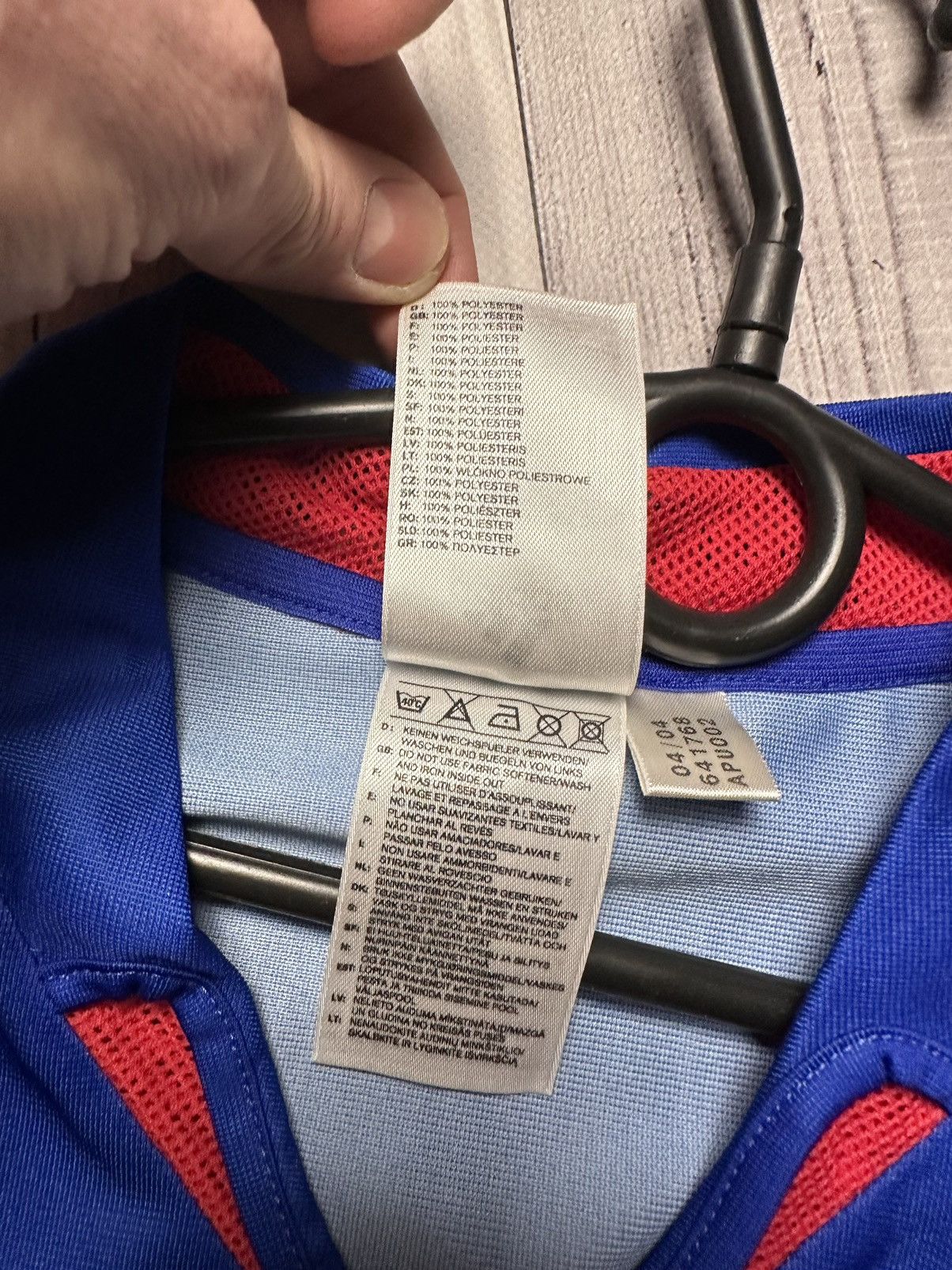 Adidas × Vintage Vintage adidas France soccer jersey size M Size US M / EU 48-50 / 2 - 5 Thumbnail