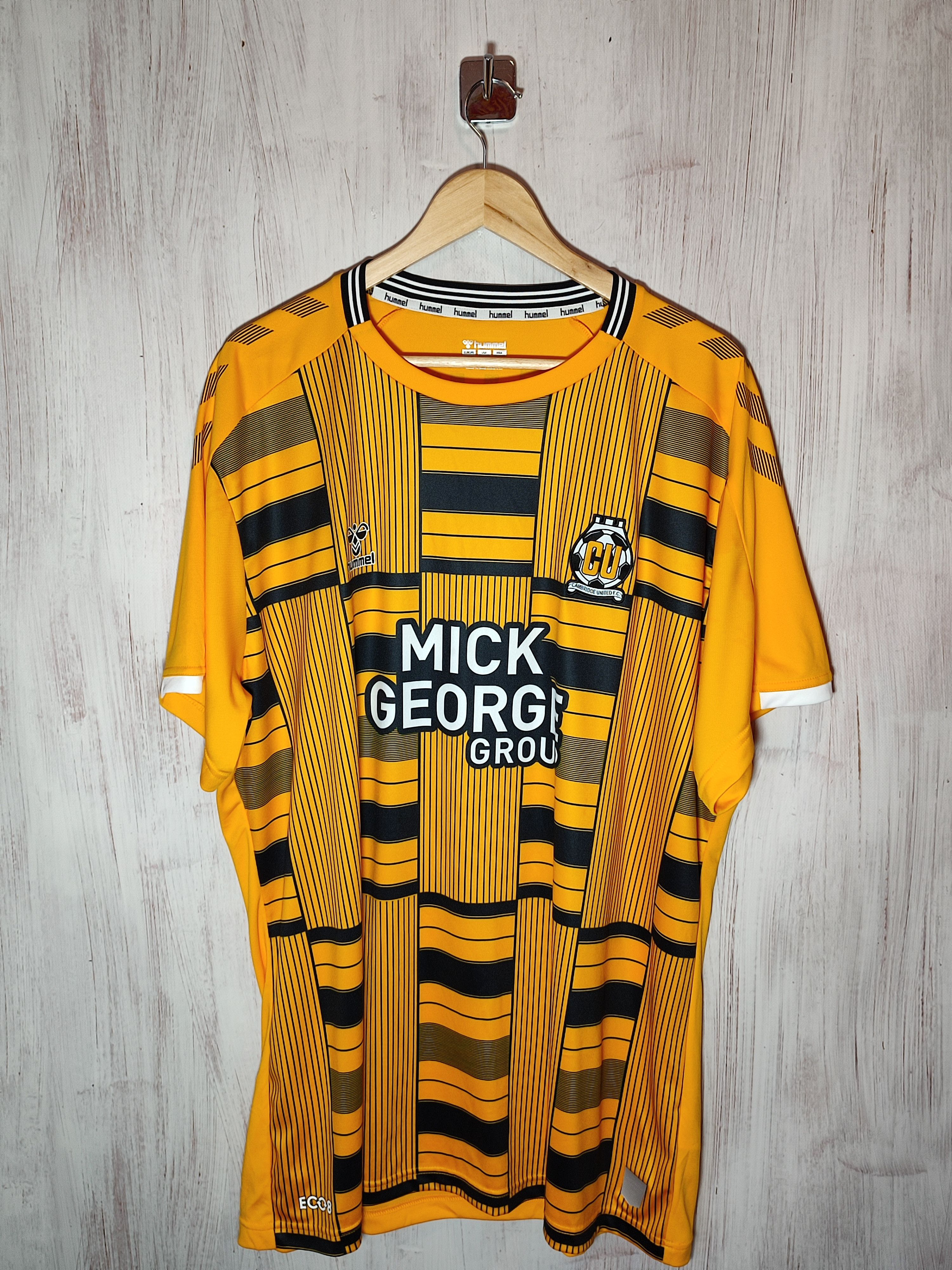 Soccer Jersey Cambridge United 2021 2022 home football soccer shirt
