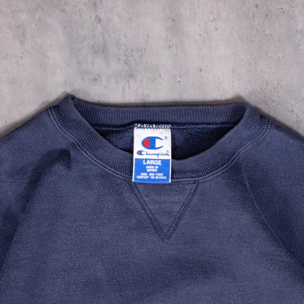 Champion × Vintage Vintage 1990s Champion Script Logo Navy Crewneck Sweater Size US M / EU 48-50 / 2 - 7 Thumbnail