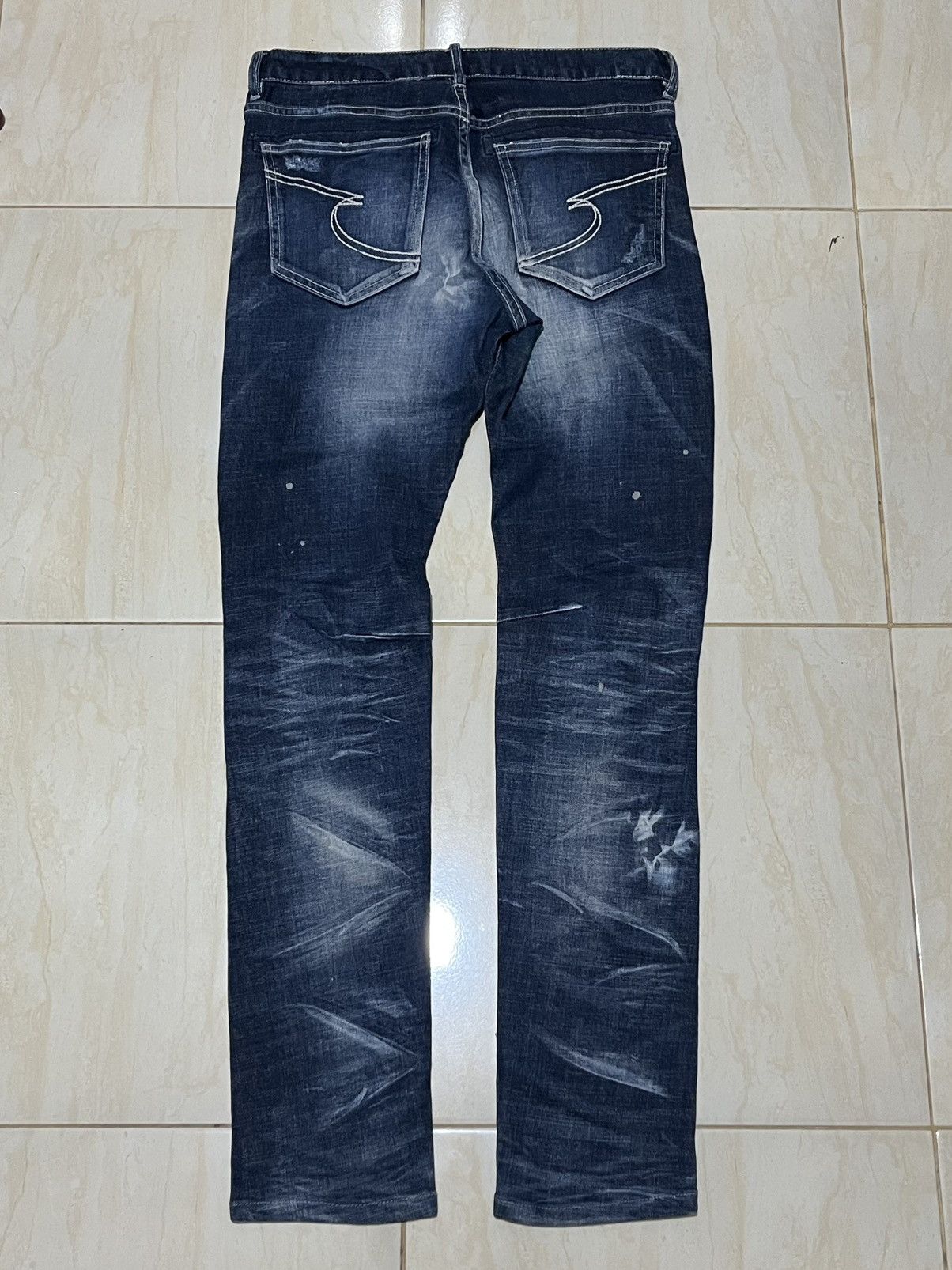 semanticdesign Semanticdesign distressed jeans Size US 29 - 7 Thumbnail