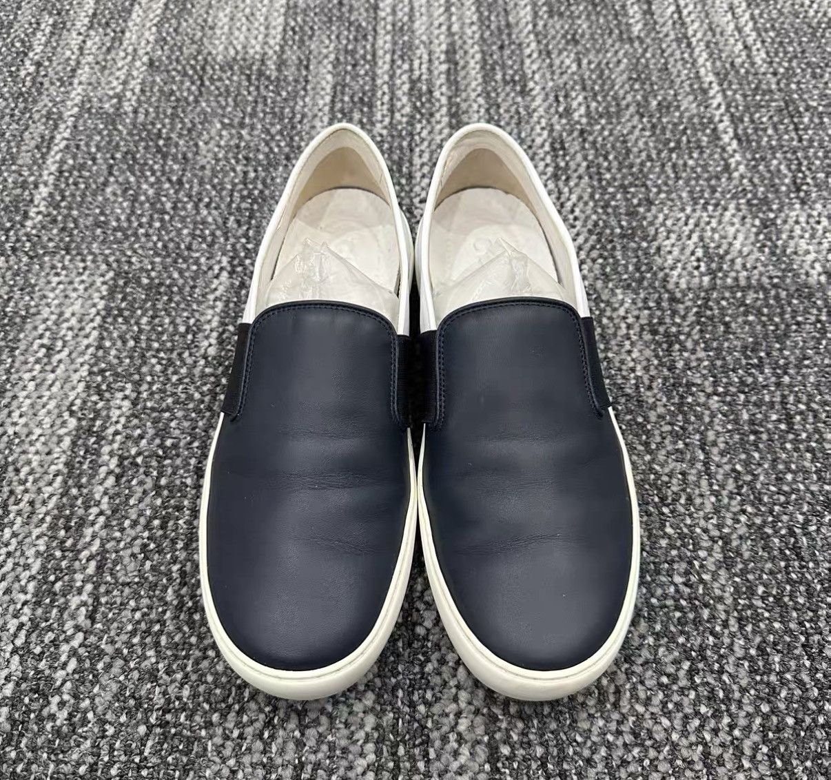 Chanel Chanel Blue & White Colorblock Slip-On Sneakers J42 Size US 7.5 / IT 37.5 - 2 Thumbnail