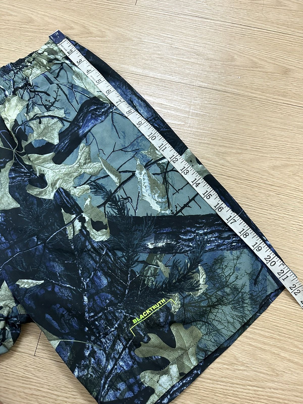 Realtree Very Beautiful Black Truth Real Tree Outdoor Shorts Size US 32 / EU 48 - 12 Thumbnail