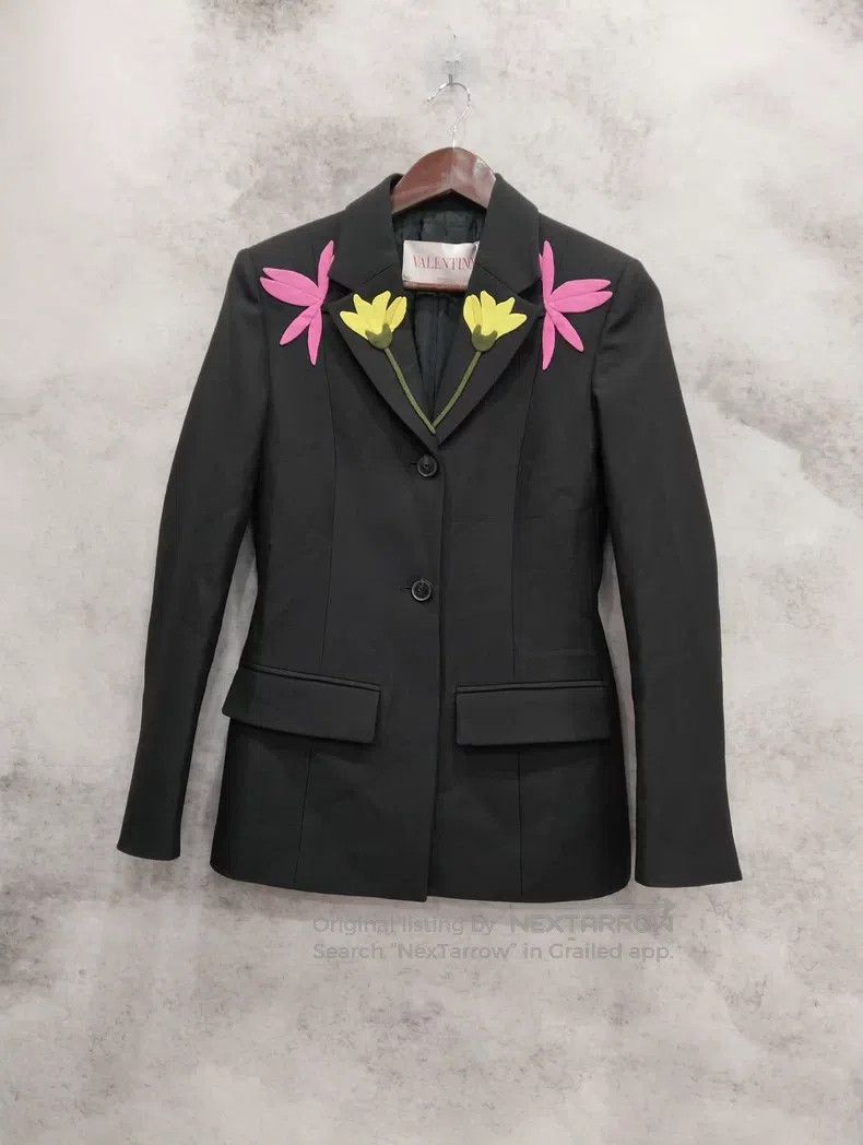 Valentino Valentino Flower collar coat Size S / US 4 / IT 40 - 1 Thumbnail