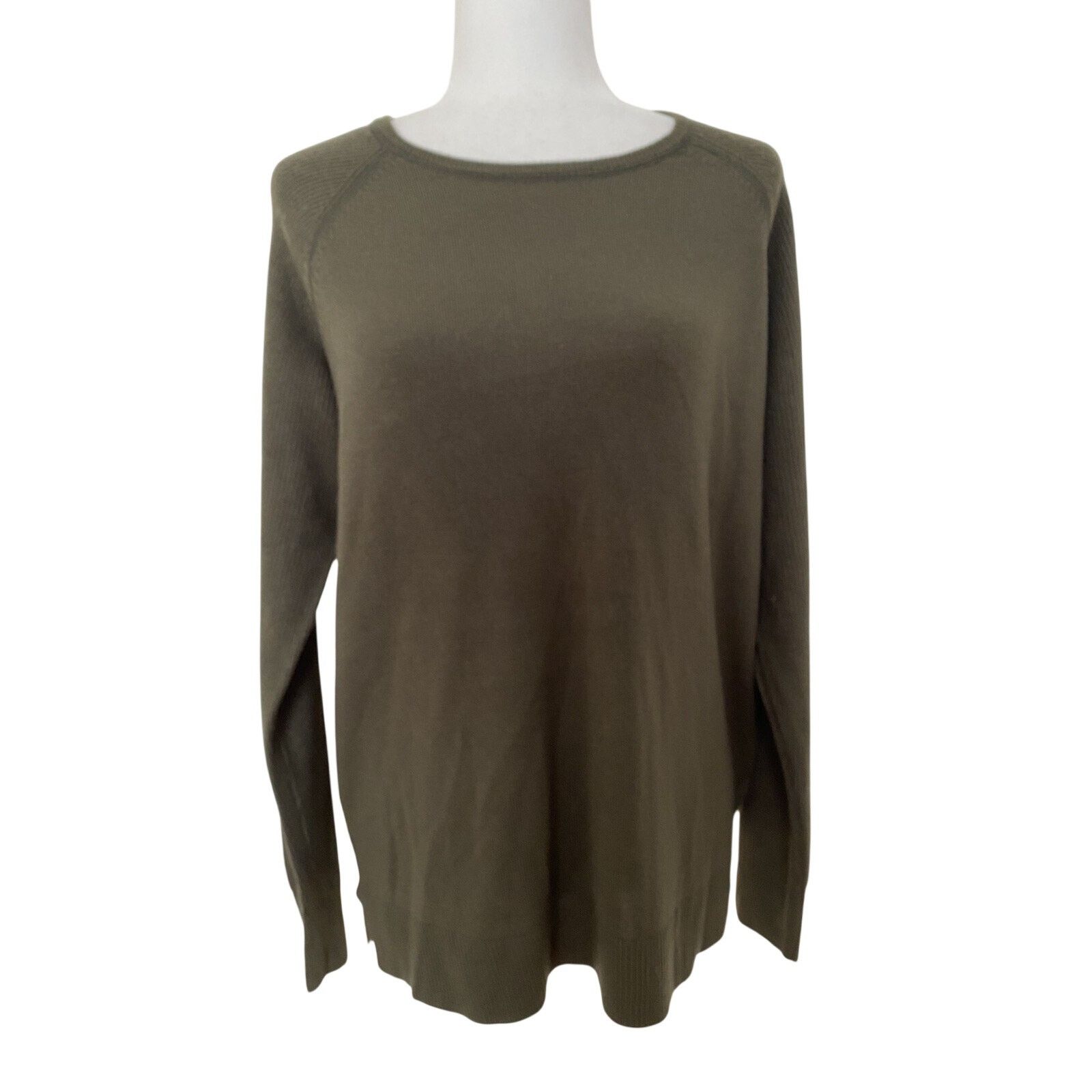 Romeo Gigli Sweet Romeo Loren Green Crew Neck Raglan Slev size M A003069 Size M / US 6-8 / IT 42-44 - 2 Thumbnail