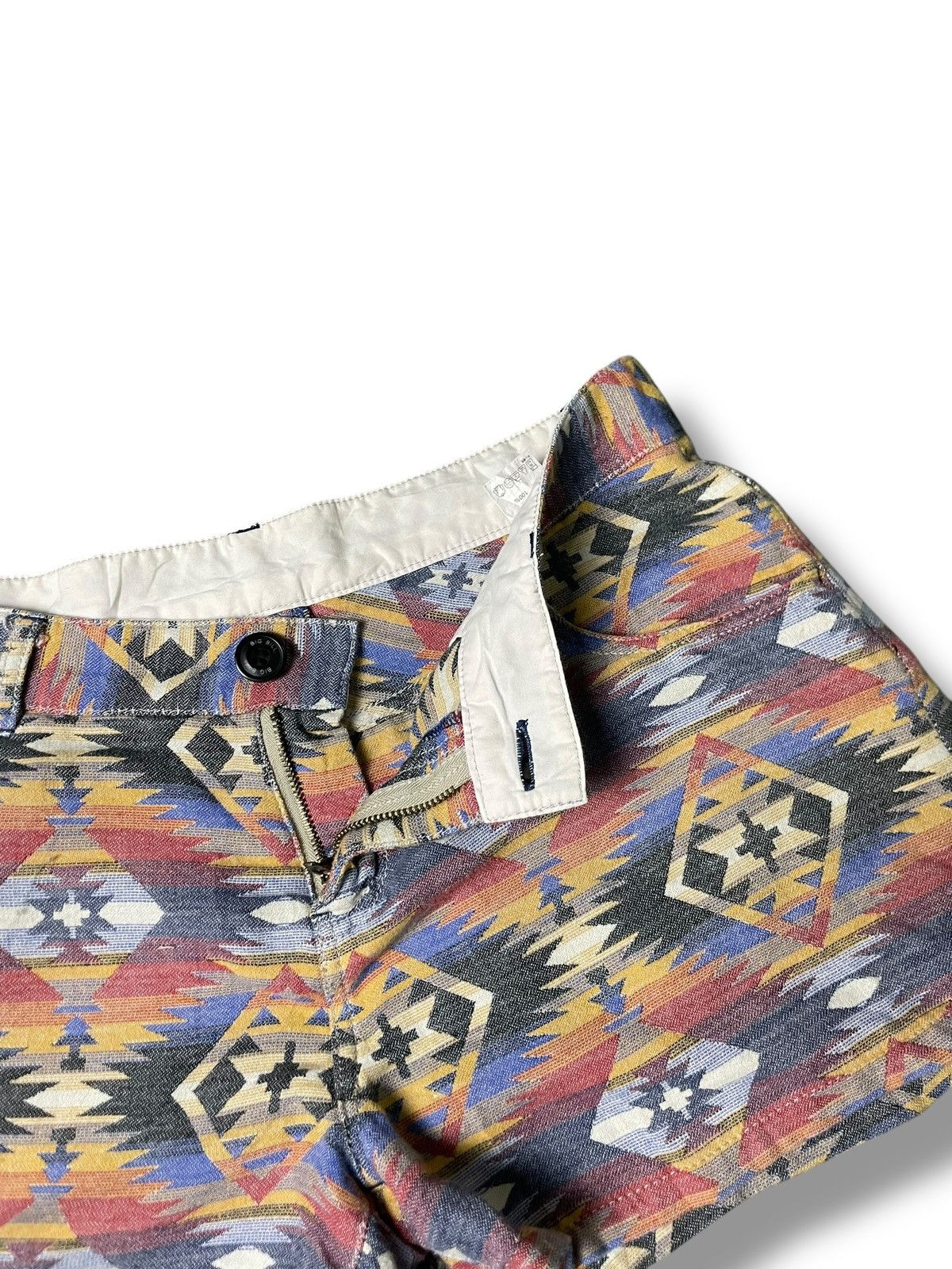 Japanese Brand × Vintage Vintage BIG BILL Native Abstract Shorts (78) Size US 29 - 5 Thumbnail