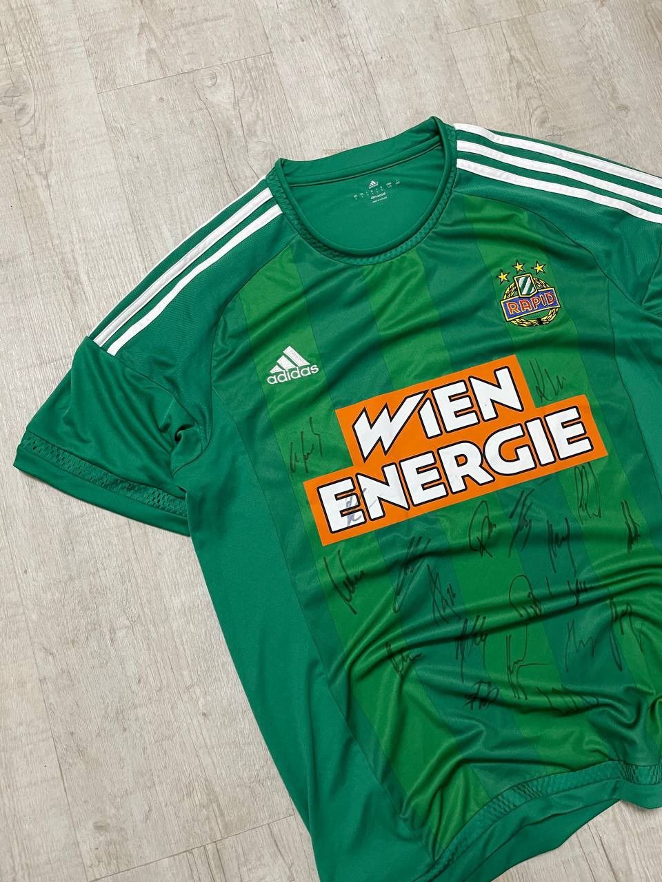 Adidas Rapid adidas soccer jersey L sz autograph team Size US L / EU 52-54 / 3 - 1 Thumbnail