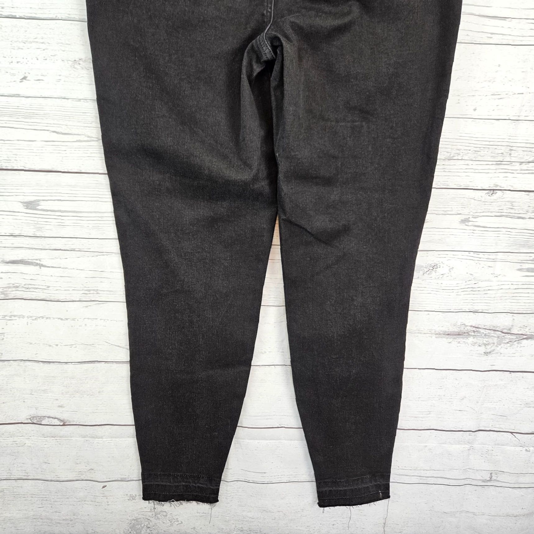 Spanx Spanx Womens Skinny Jeans Sz 1X Black Distressed High Rise Raw Hem Jeans Women's Plus Size 1X Distressed Black Size 40" / US 18 - 5 Thumbnail