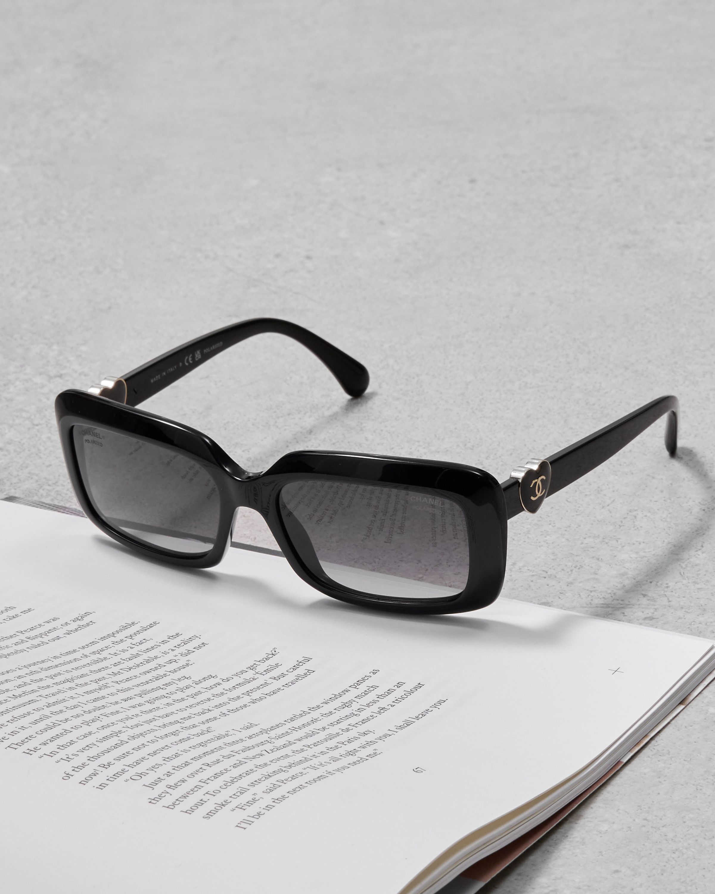 Chanel CHANEL 0CH5520 C622S8 Sunglasses Size ONE SIZE - 1 Thumbnail