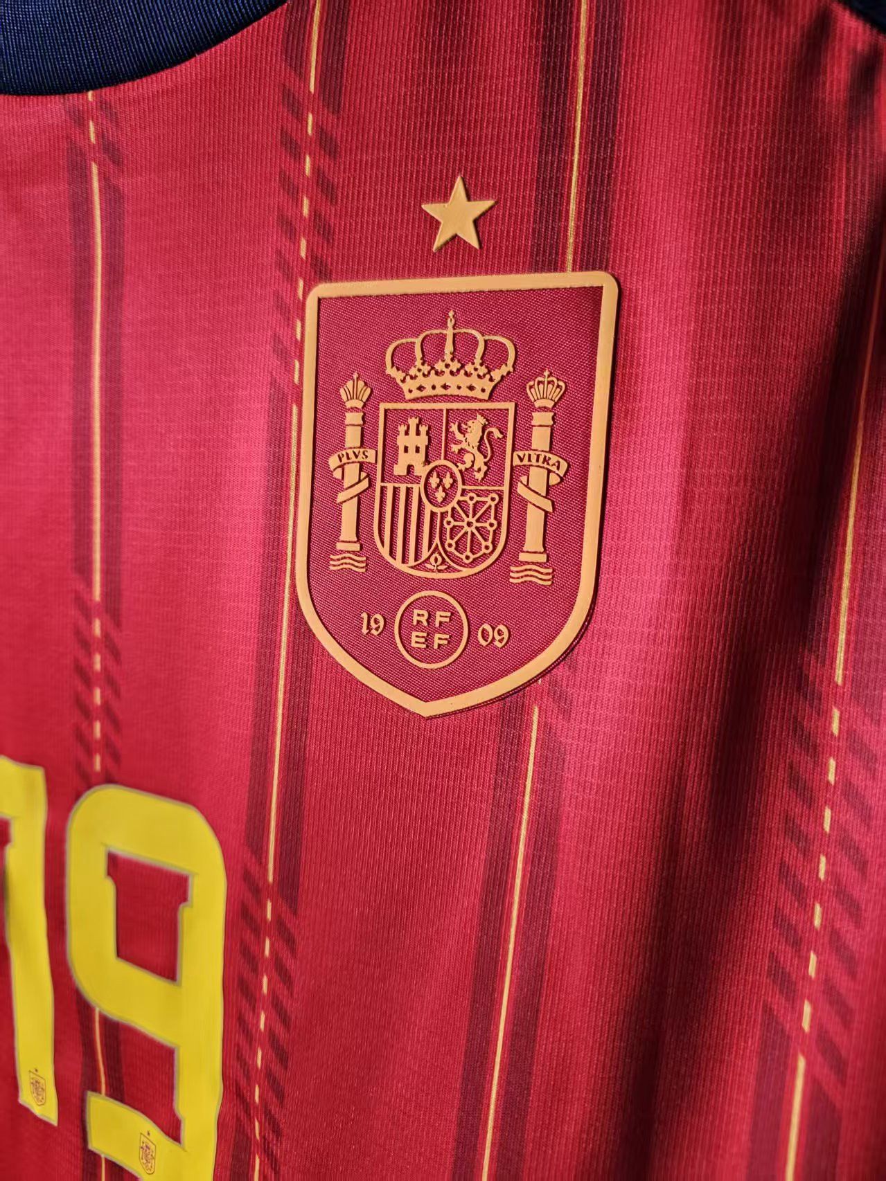 Other 2026 Spain #19 Lamine Yamal Jersey Size US S / EU 44-46 / 1 - 3 Thumbnail
