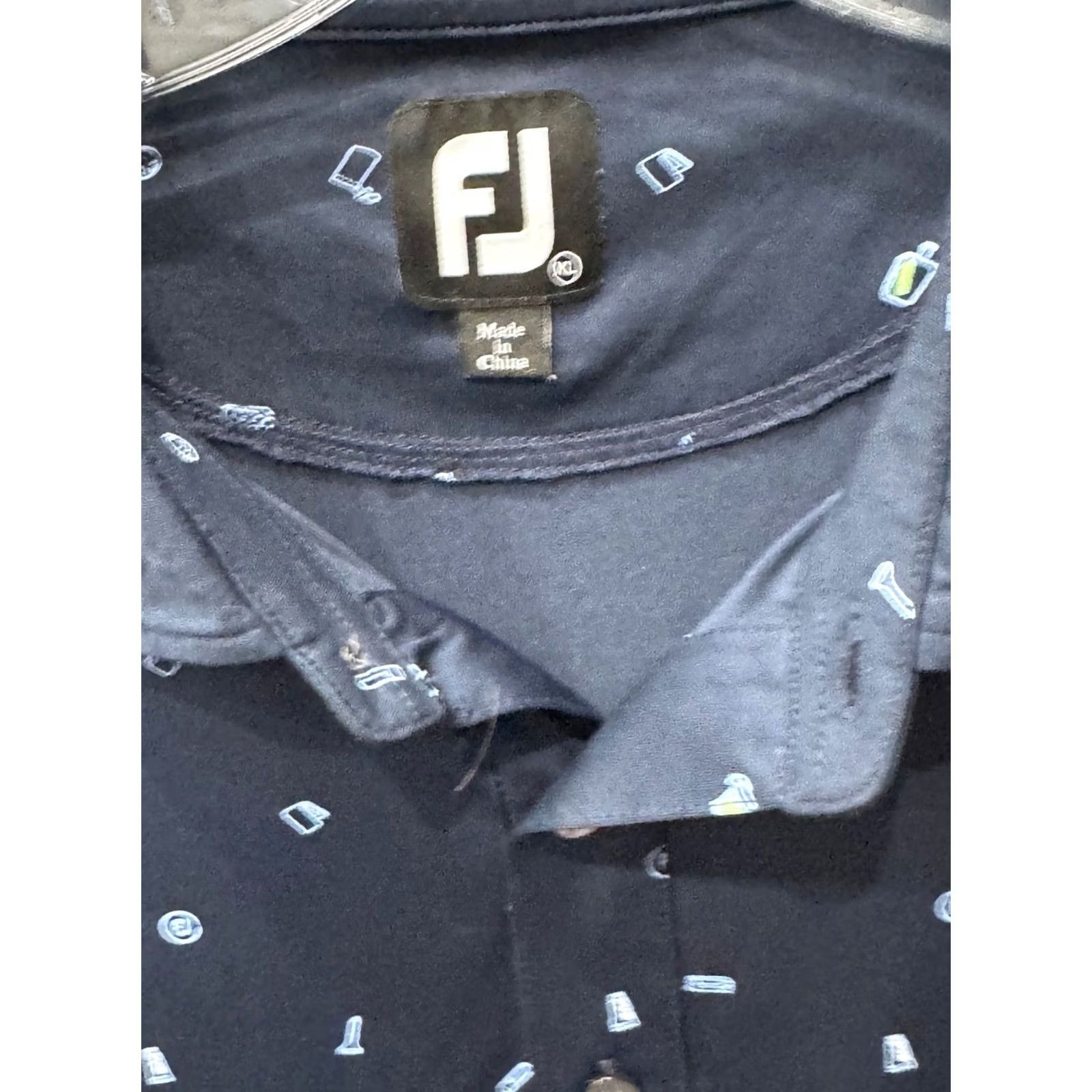 Footjoy Footjoy POLO SHIRT XL Men Multicolor Artwork Revere Golf Club Footjoy Polo Shirt XL Mens Multicolor Artwork Revere Golf Club Size US XL / EU 56 / 4 - 5 Thumbnail