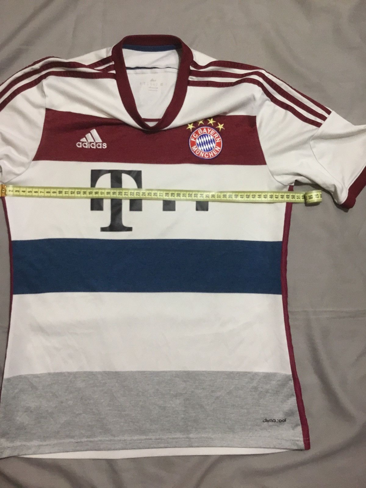 Adidas BAYERN MUNICH 2014 2015 AWAY FOOTBALL SOCCER JERSEY ADIDAS Size US M / EU 48-50 / 2 - 6 Thumbnail