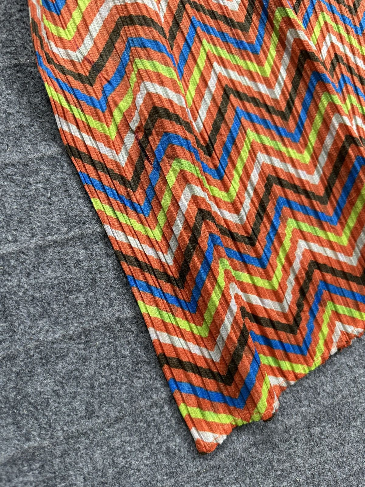 Pleats Please Issey Miyake Pleats Please - Issey Miyake - Multi Color Pleated Blouse Size L / US 10 / IT 46 - 9 Thumbnail