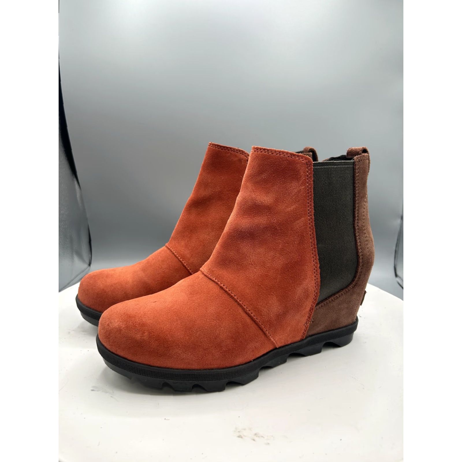 SOREL Sorel Boots Womens 8.5 Orange Suede Chelsea Ankle Lug Sole Booties - Brown Accent, Casual, Round Toe, Wedge Heel Size US 9 / IT 39 - 2 Thumbnail