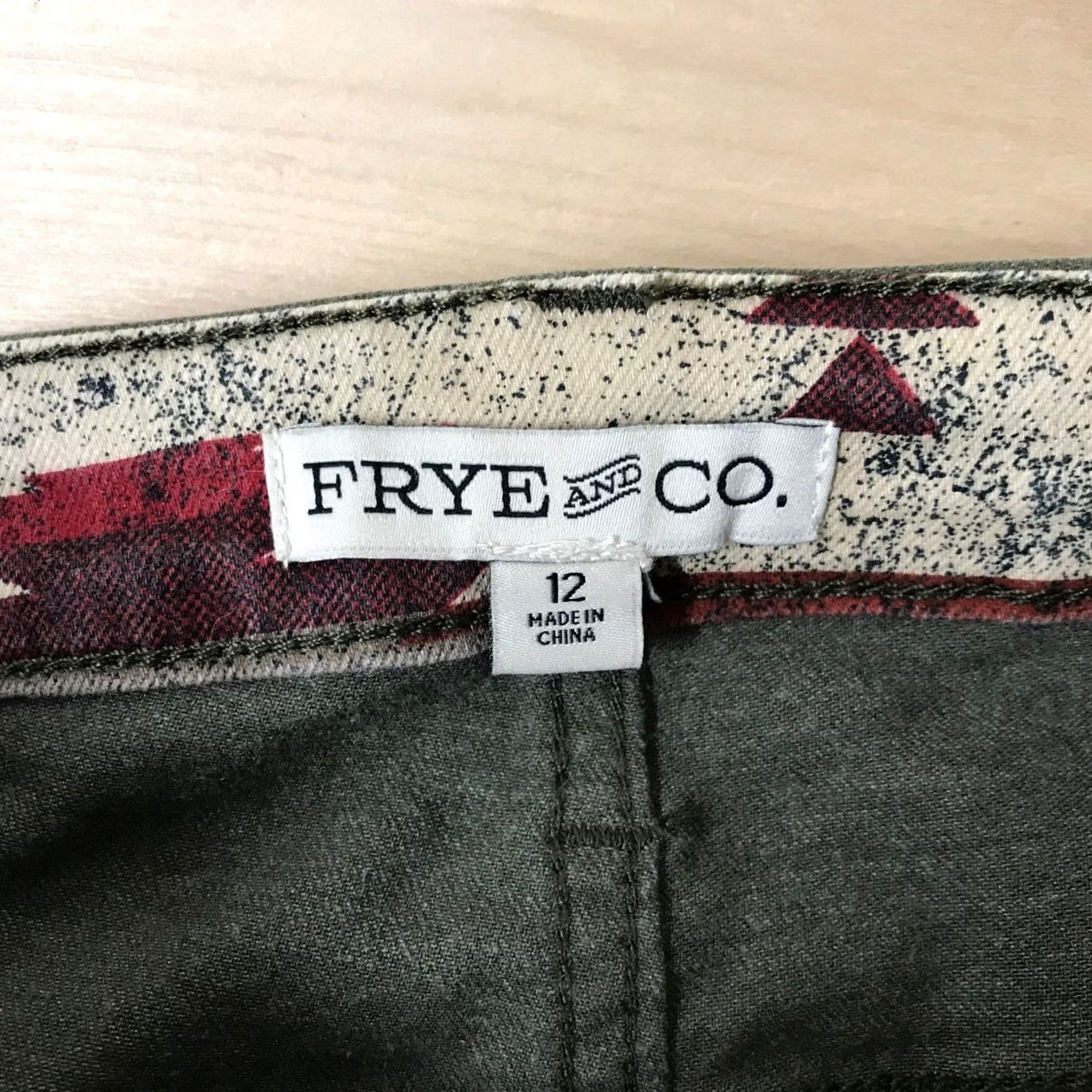 Frye FRYE AND CO. Women's Olive Green Utility Jeans Button Fly Cropped Flare 12 Mens? Size 34" / US 12 / IT 48 - 7 Thumbnail