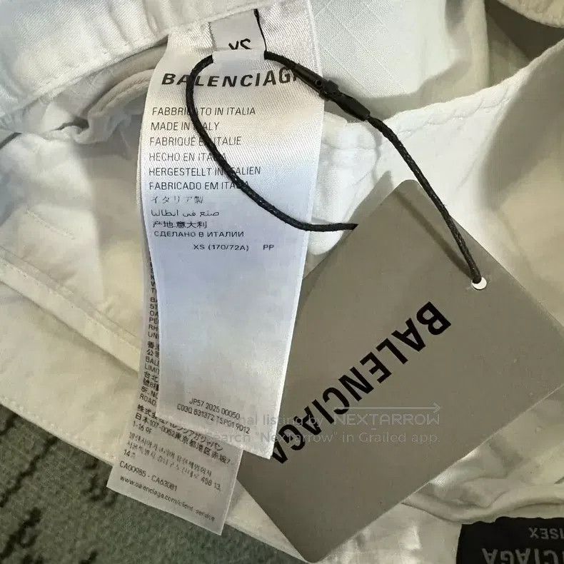 Balenciaga Balenciaga size XS White distressed cargo work pants Size US 27 - 4 Thumbnail