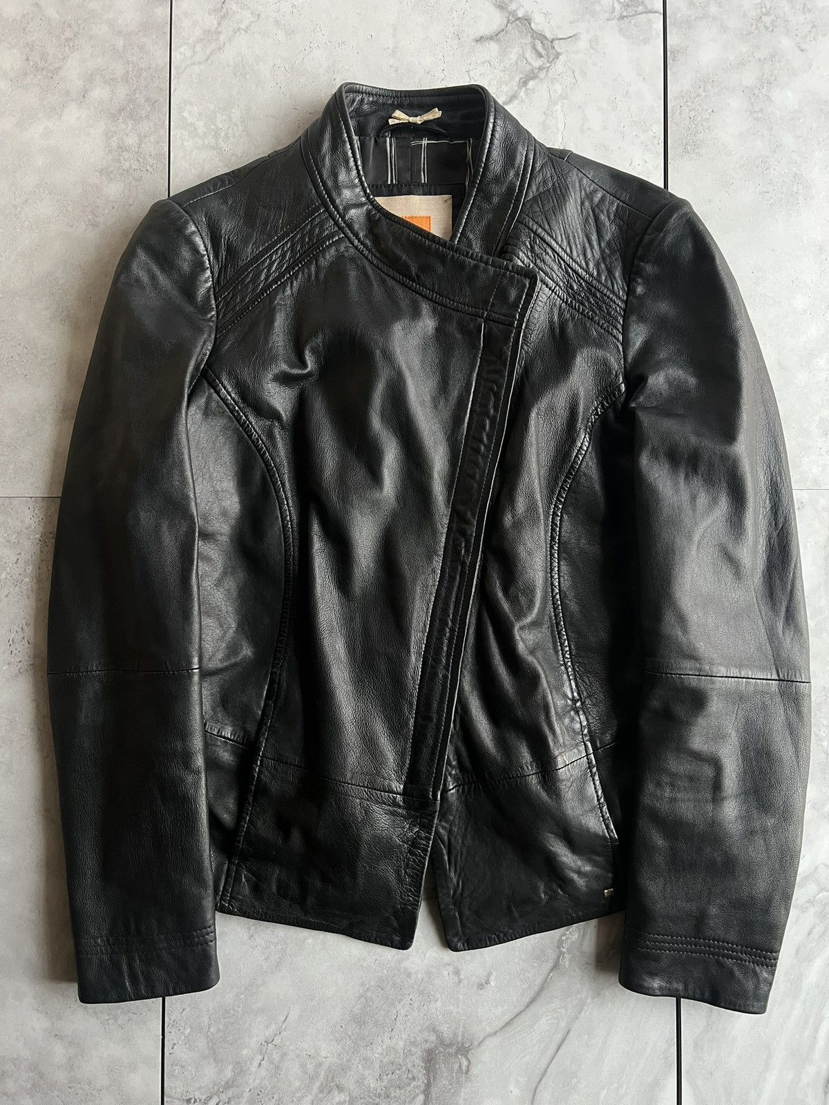 Hugo Boss Hugo Boss Orange Label Asymmetrical Leather Jacket Size US M / EU 48-50 / 2 - 2 Thumbnail