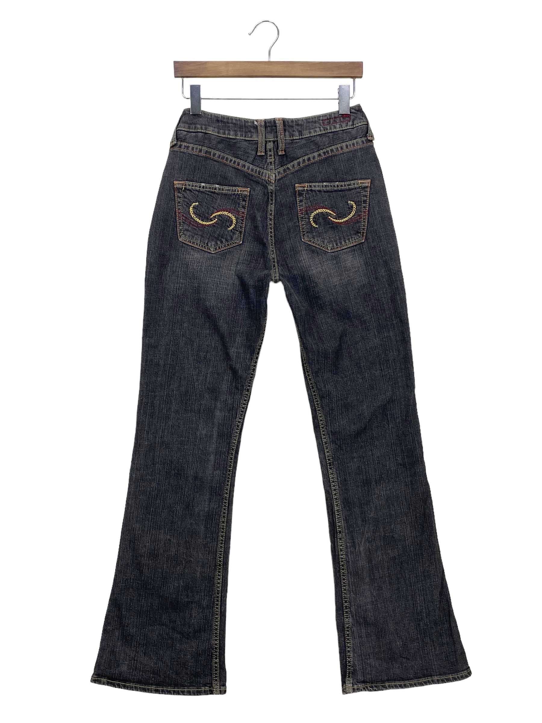 Japanese Brand Japanese Brand Bootcut Jeans Flare Jeans Size 27" / US 4 / IT 40 - 1 Thumbnail