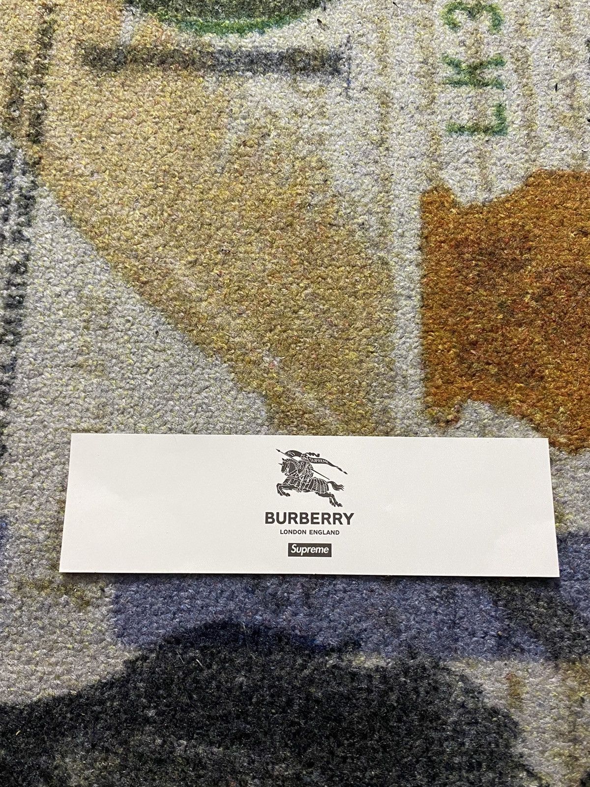 Burberry × Supreme Supreme Burberry Box Logo Sticker Size ONE SIZE - 2 Thumbnail