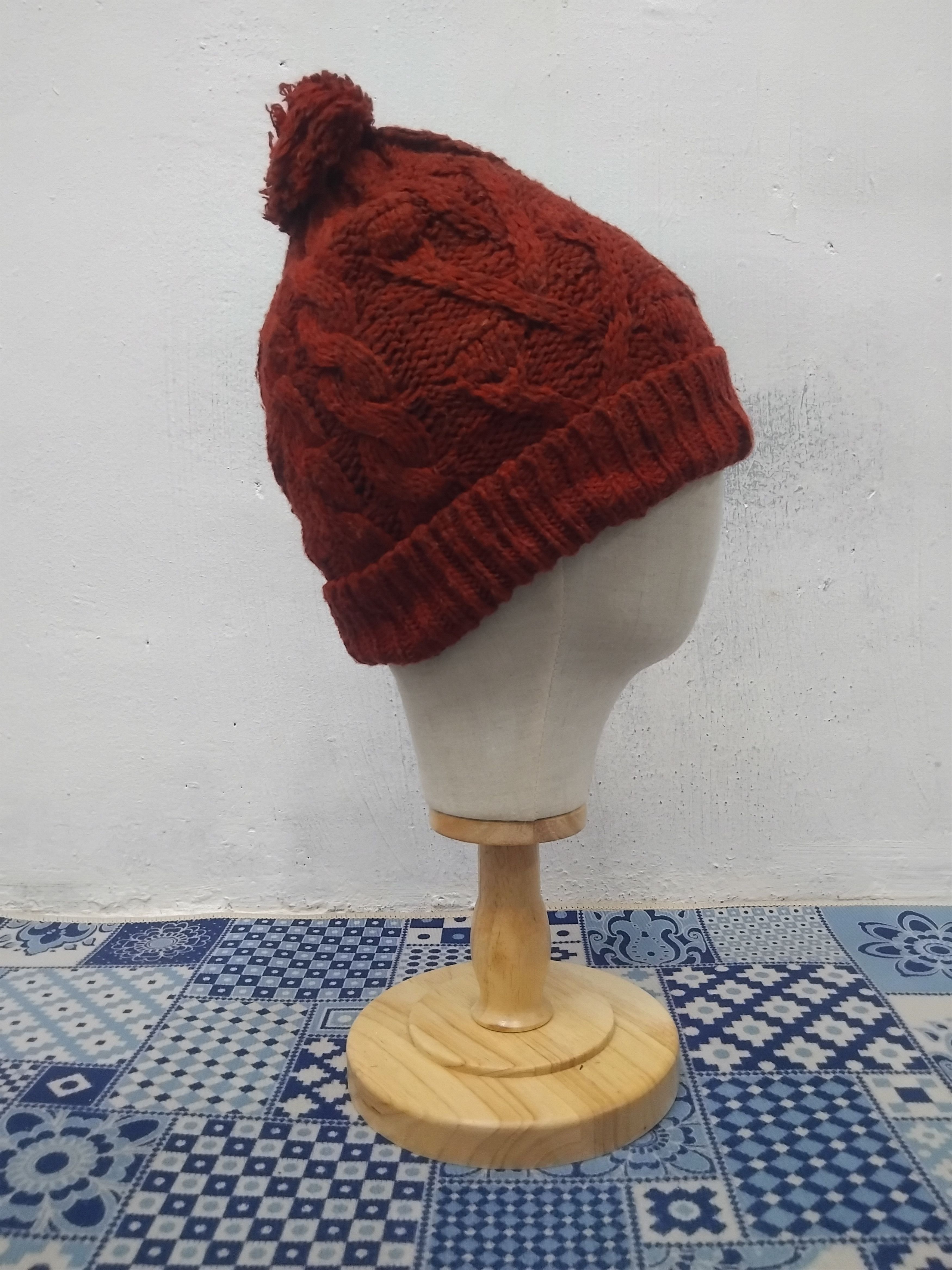 Montbell 💥Montbell red colour beanie hat Size ONE SIZE - 7 Thumbnail