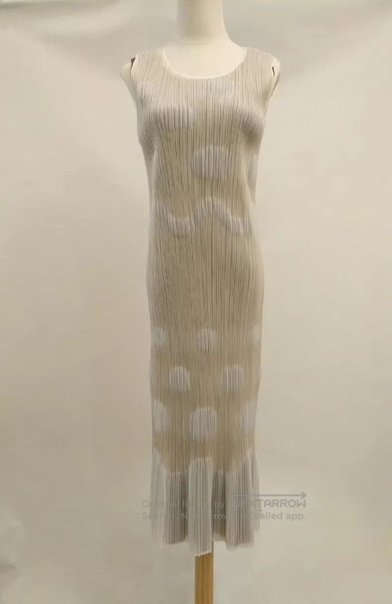 Issey Miyake Issey Miyake Polka Dot Gradient Two Tone Vintage Dress Size L / US 10 / IT 46 - 1 Thumbnail