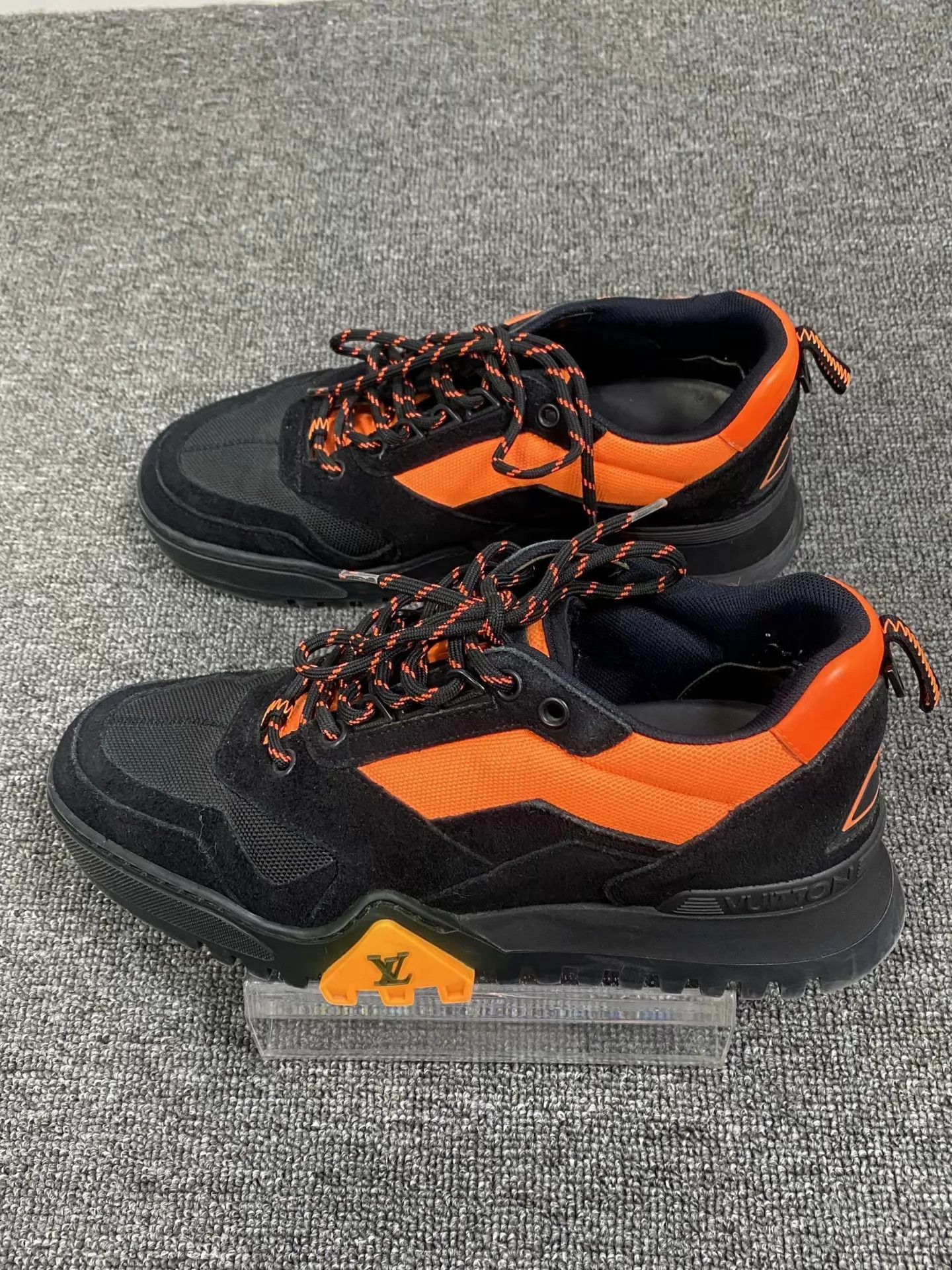 Louis Vuitton LV black orange hiking sneakers 39.5 98 new Size US 6.5 / EU 39-40 - 4 Thumbnail