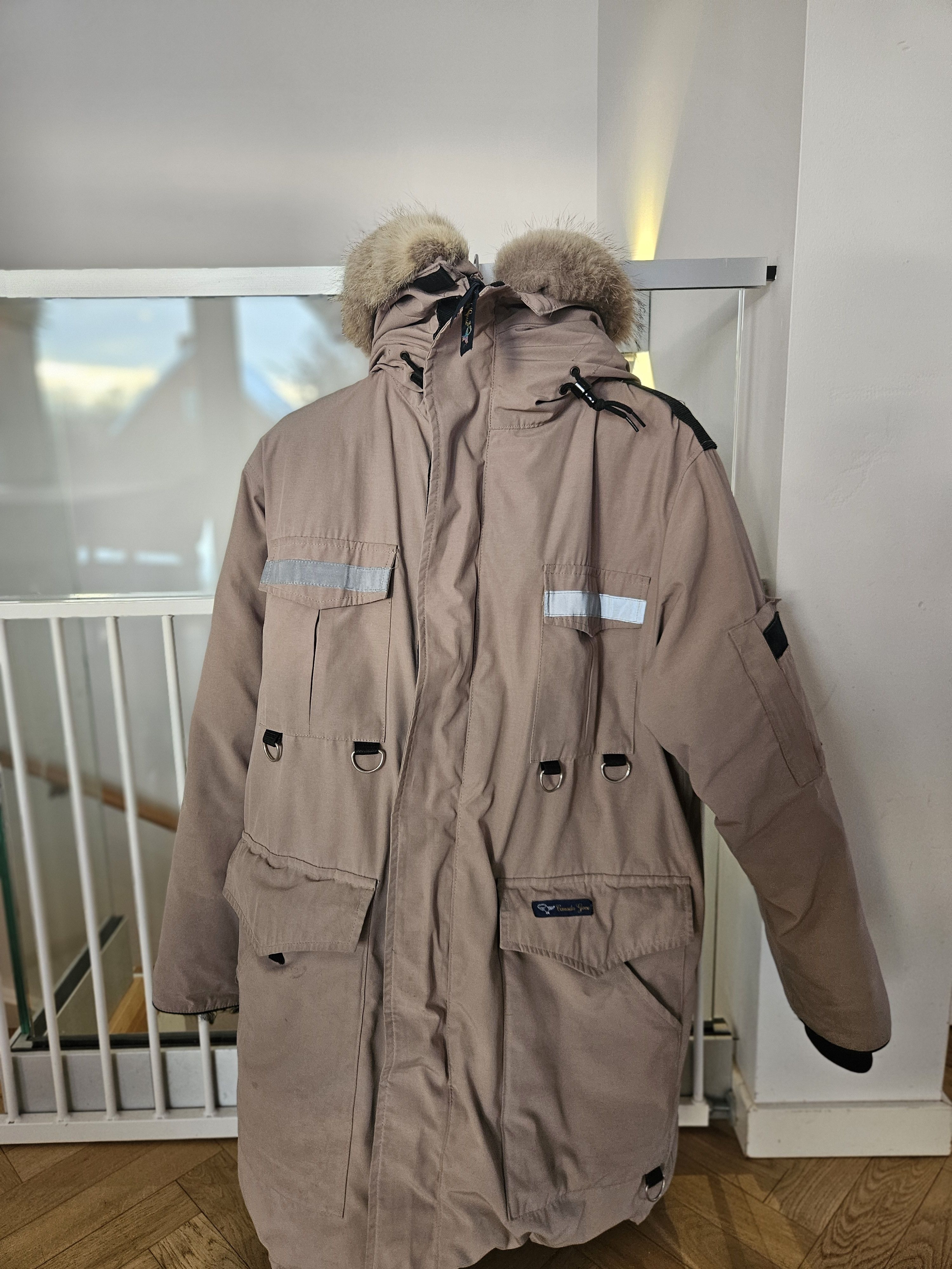 Canada Goose Vintage Canada Goose Resolute Parka - Right arm Patch (S) Size US L / EU 52-54 / 3 - 1 Thumbnail