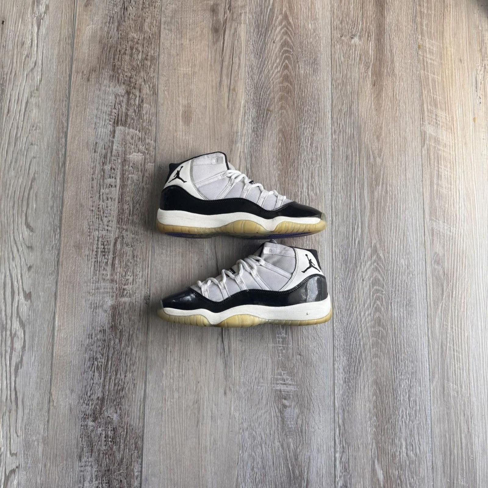 Jordan 11 Retro GS Concord 2018 Size 6.5Y The Air Jordan 11 Retro GS Concord 2018 7 | Mercari main image 2