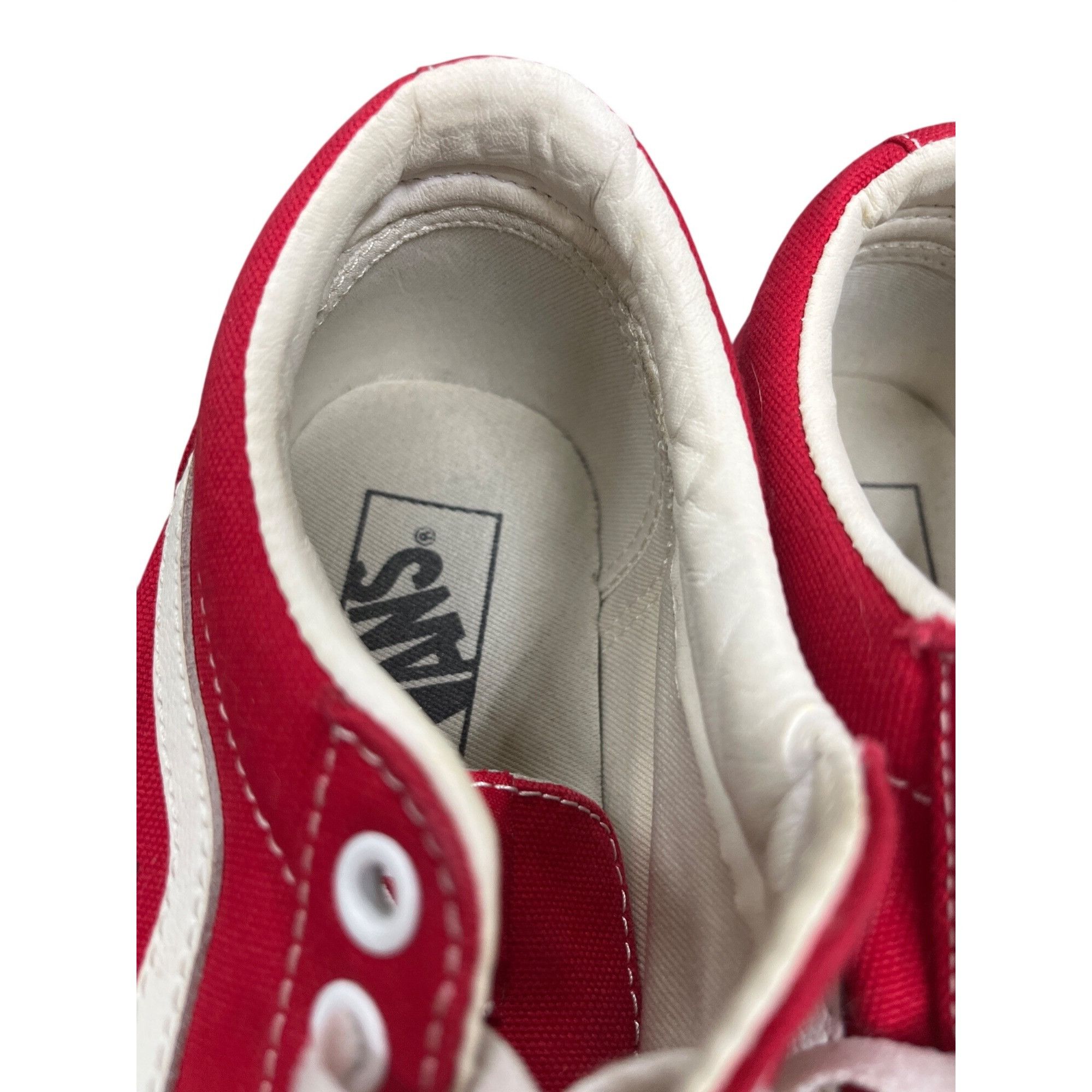 Vans Vans Off The Walls mens red heart graph low top sneakers sz Size US 8.5 / EU 41-42 - 8 Thumbnail