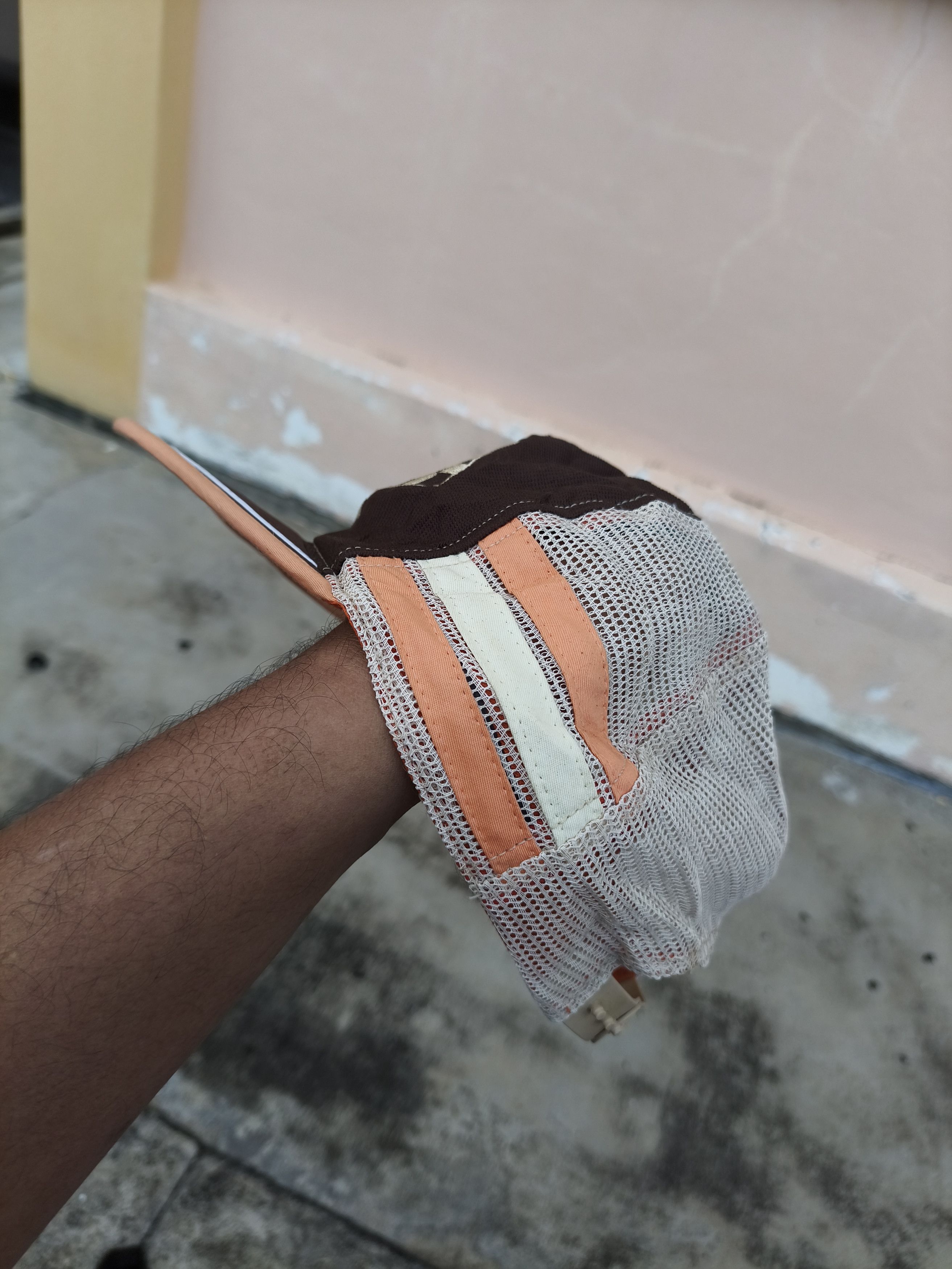 Warner Bros Vintage Cheswick Sports Wear Road Runner Trucker Cap Size ONE SIZE - 4 Thumbnail