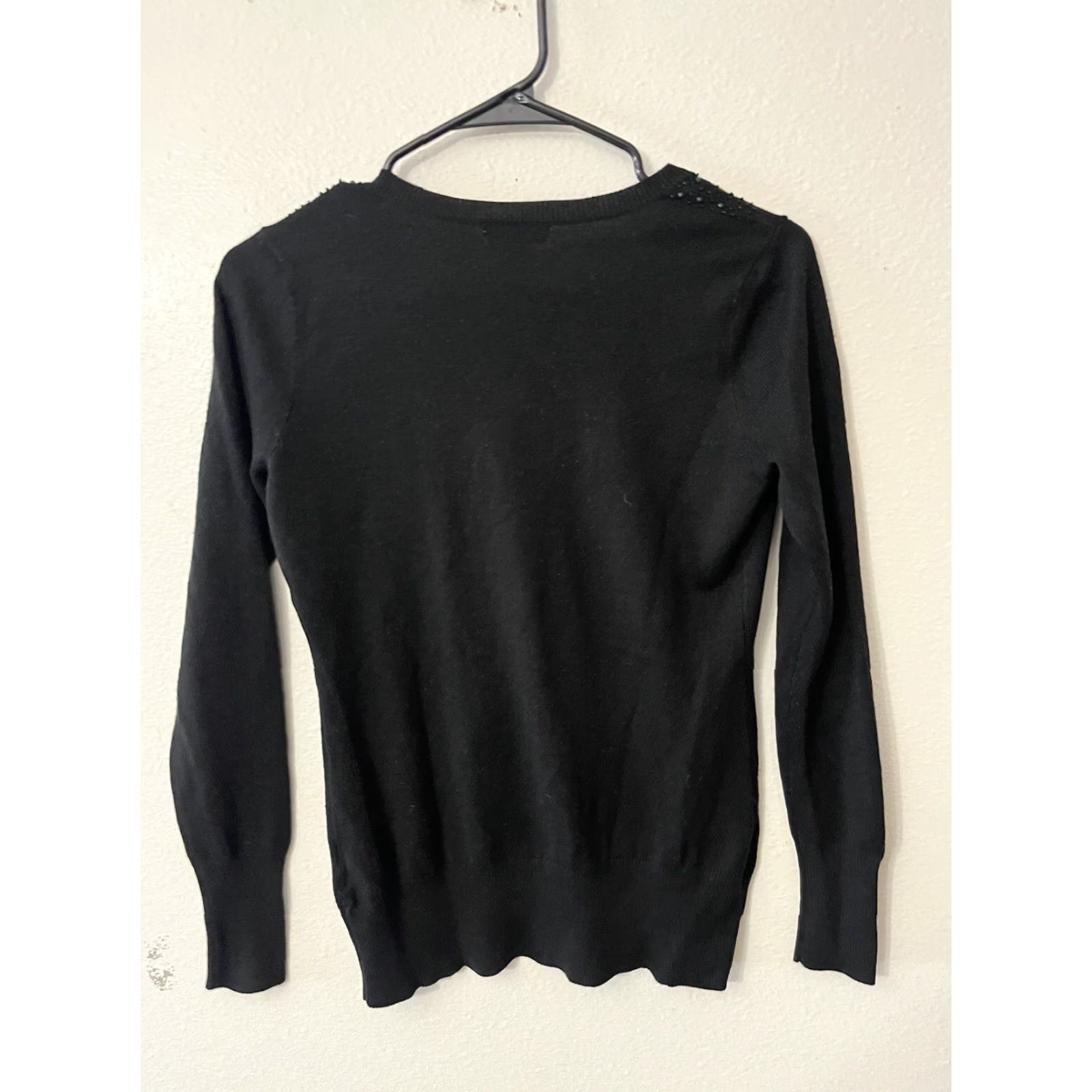 Vintage VINTAGE New York & Company Sweater Shirt Womens XS Long Sleeve V-Neck Black Knit Pullover Classic Knitwear Mens Womens Size XS / US 0-2 / IT 36-38 - 3 Thumbnail