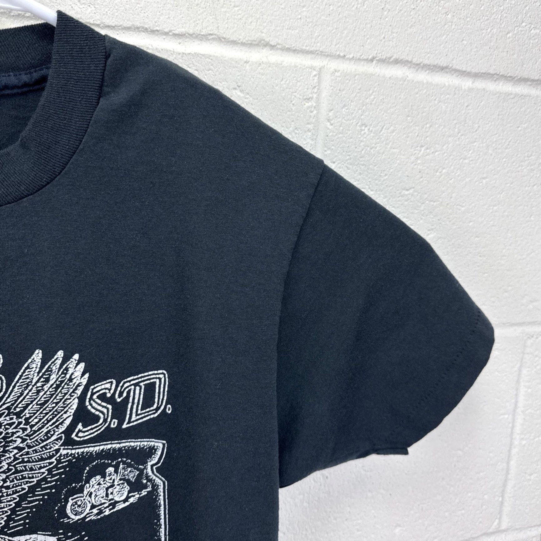 Vintage VINTAGE Sturgis 50th Anniversary Black Hills Rally T Shirt L Men Black Eagle Rushmore 1990s Screen Stars Graphic Tee Size US L / EU 52-54 / 3 - 6 Thumbnail