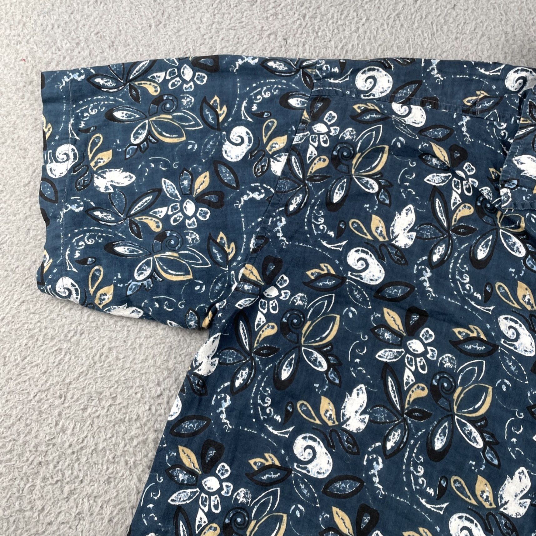 Vintage VINTAGE Natural Stuff Shirt XL Short Sleeve Button-Up Floral Deep Blue X-Large Boys Men Womens Size US XL / EU 56 / 4 - 6 Thumbnail