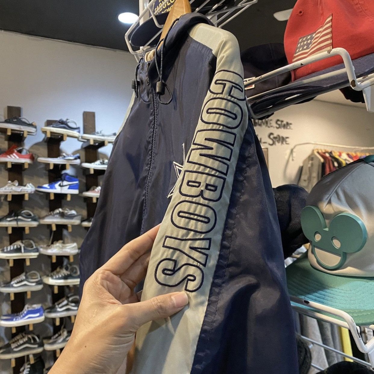 NFL × Puma × Vintage Vintage Puma NFL Dallas Cowboys Reversible Jacket Hoodies Size US L / EU 52-54 / 3 - 8 Thumbnail