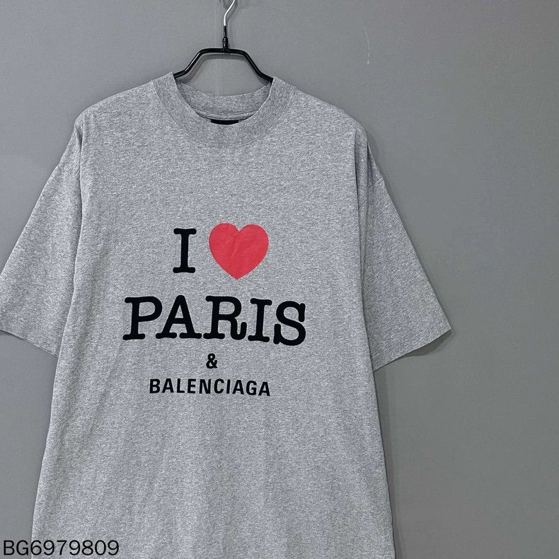 Balenciaga Balenciaga Gray Heart Short Sleeve Size US M / EU 48-50 / 2 - 2 Thumbnail